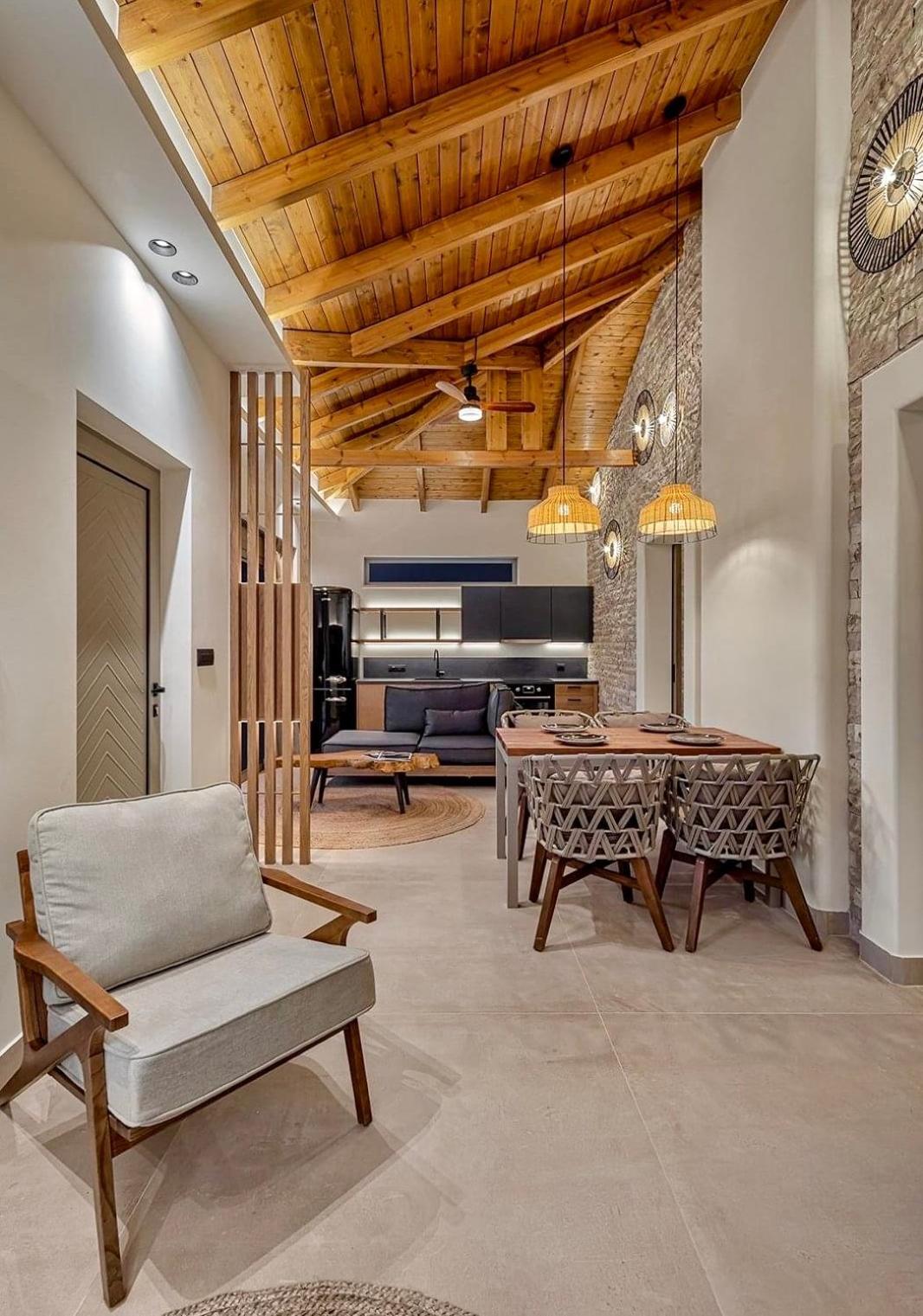 Luxury Living Vrachos