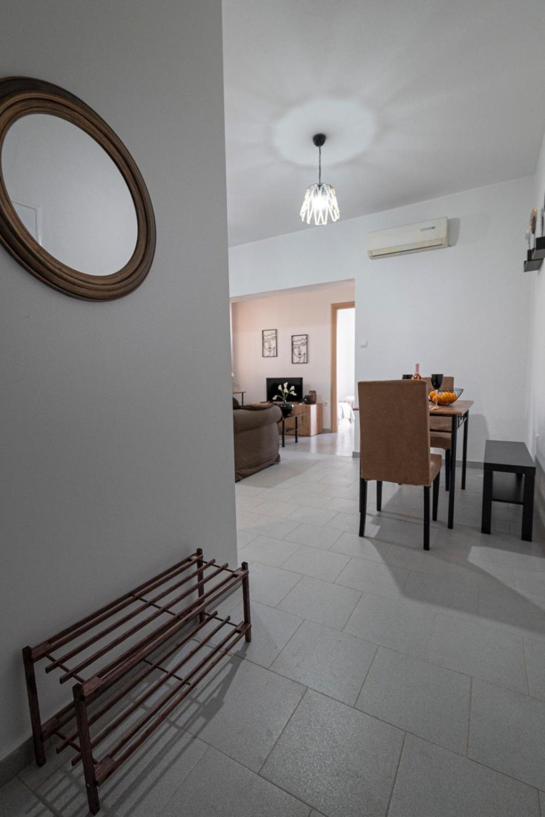 Apartment Cinema Flat By Rentalspro - Halkidiki Nea Moudania
