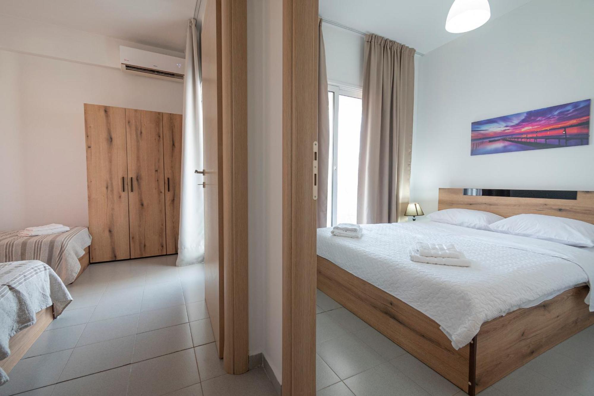 Cinema Flat By Rentalspro - Halkidiki Apartment Nea Moudania