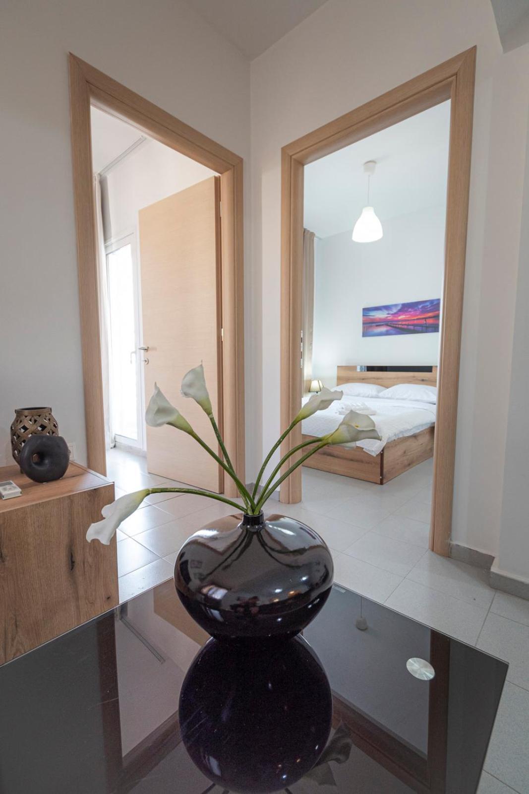 Cinema Flat By Rentalspro - Halkidiki Apartment *