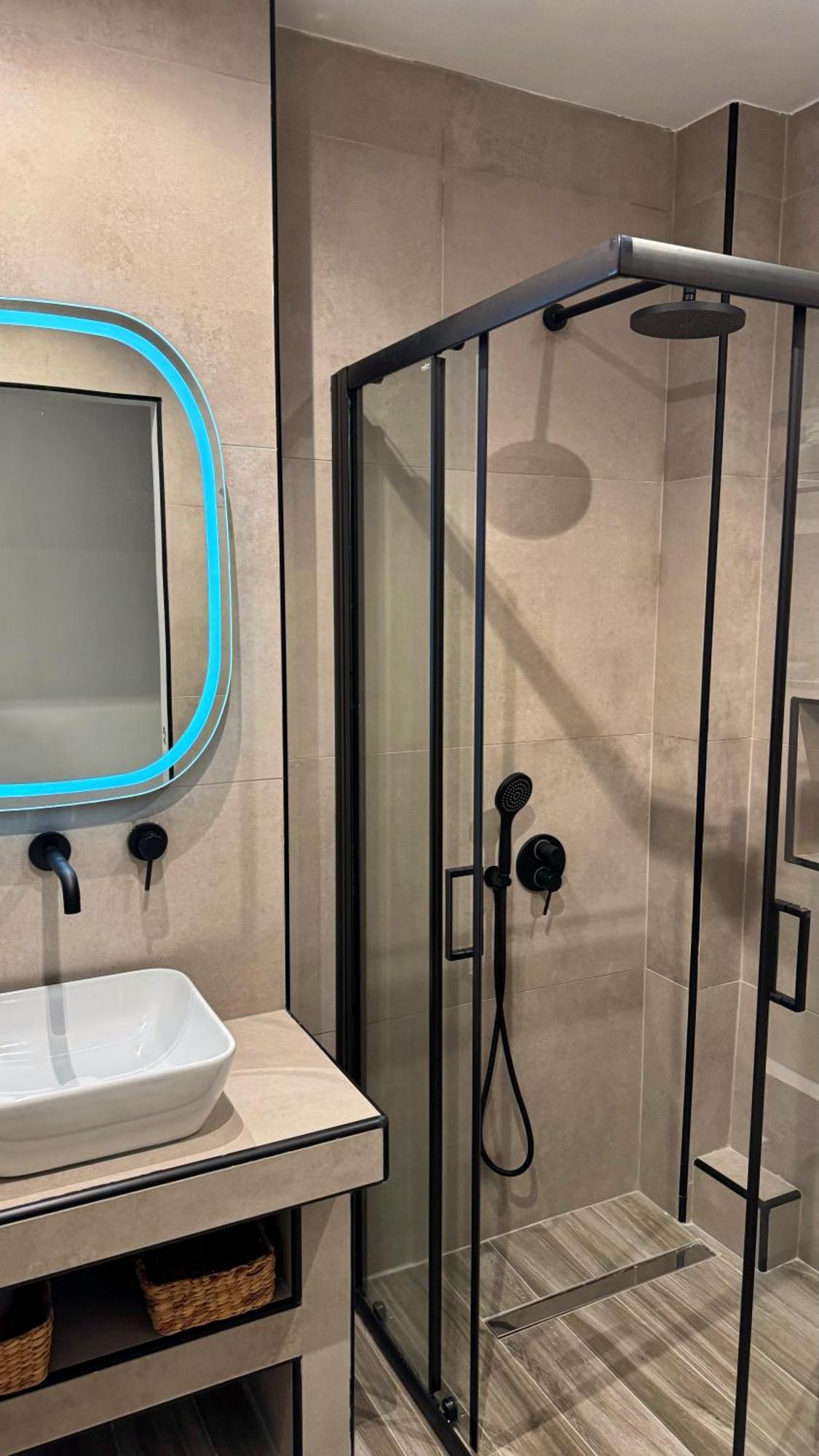 Aether Boutique Apartment Tolo
