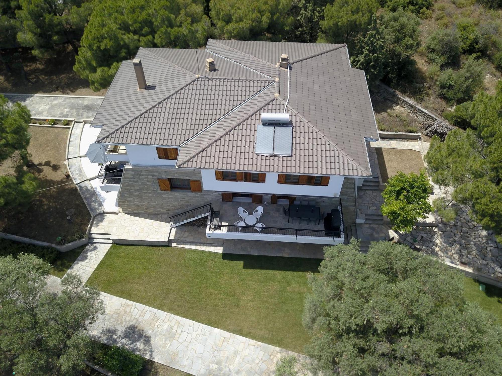 Petrino Villa Palaiontsiflikion