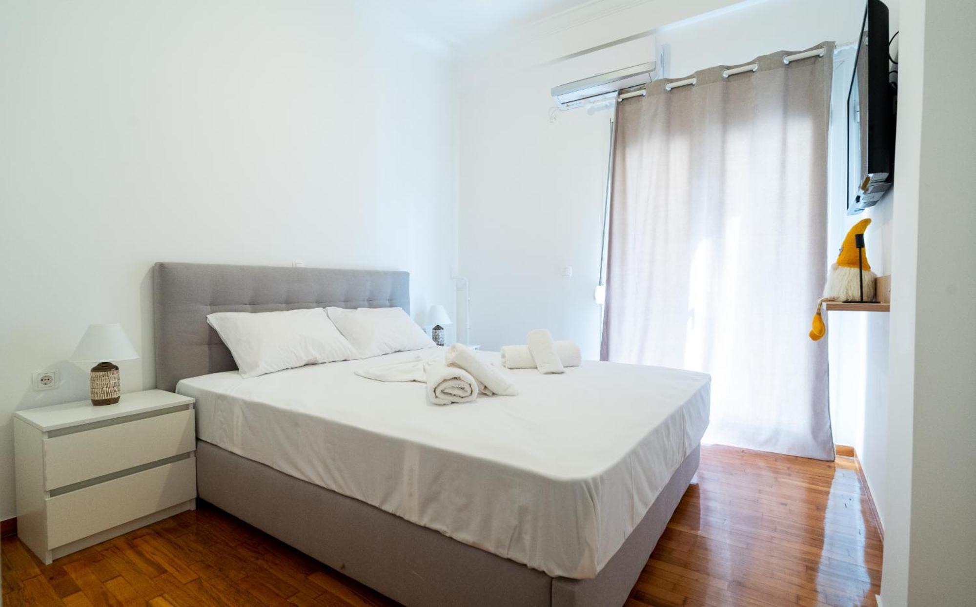 Liv - Cozy In Pagrati Apartment