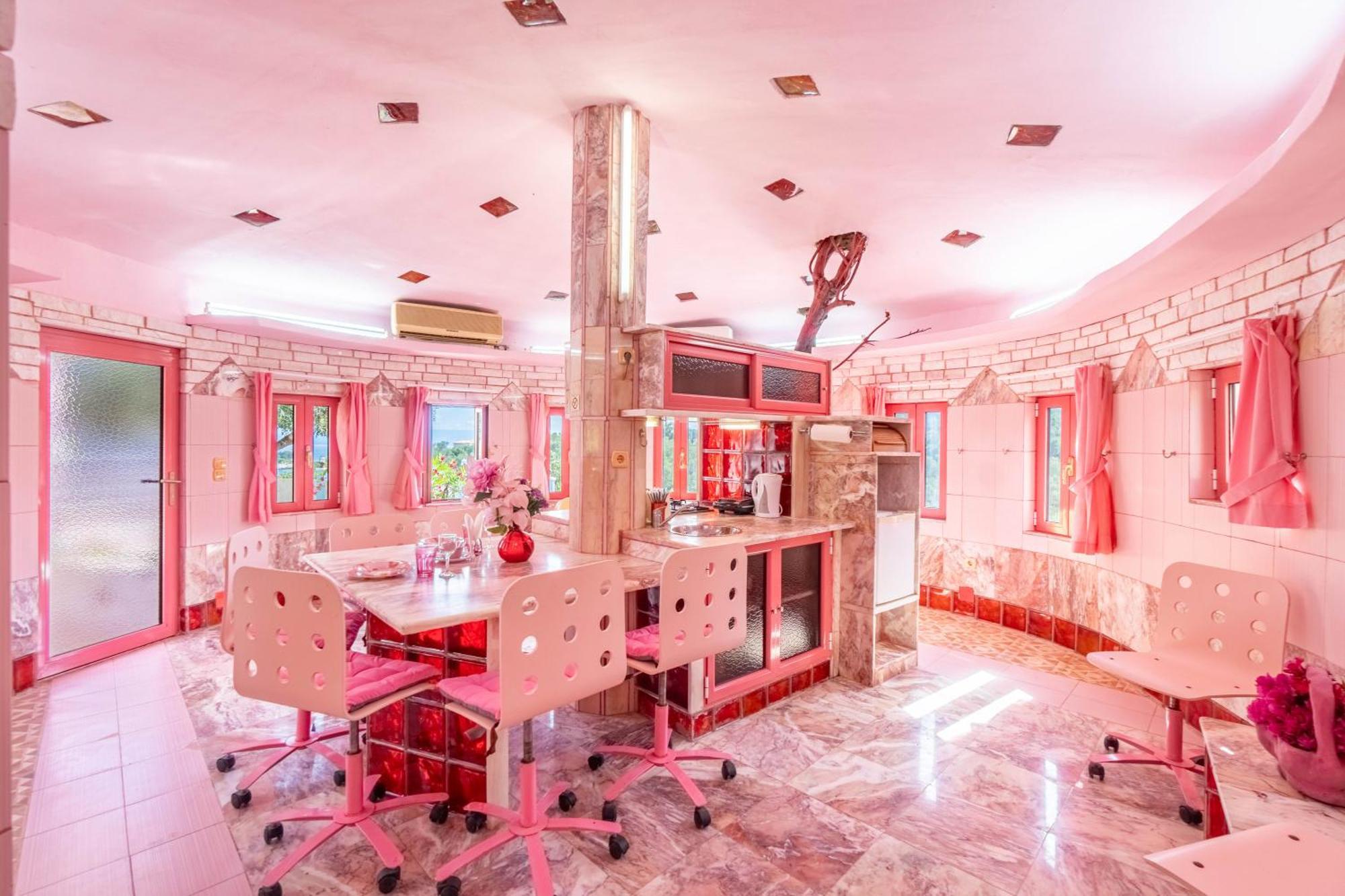 Paco's Barbie House *