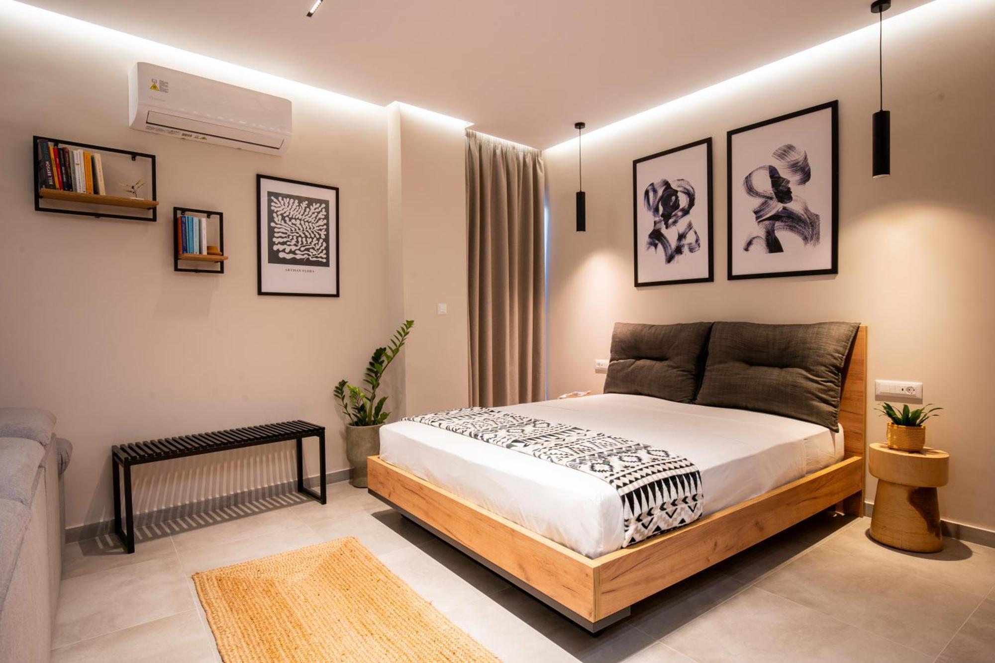 400 Steps Apartment
