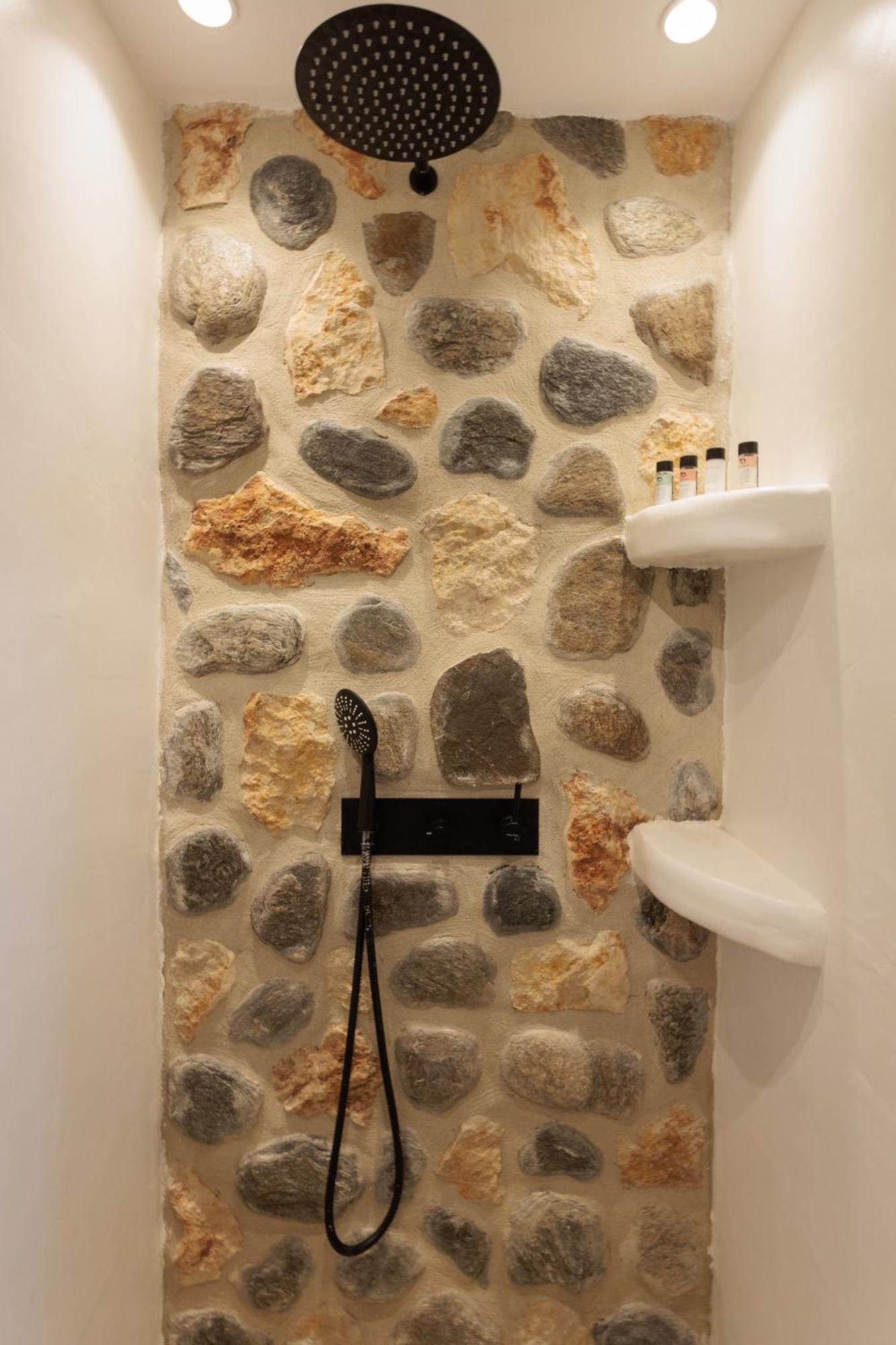 Boriadon Rustic Countryside Homes *