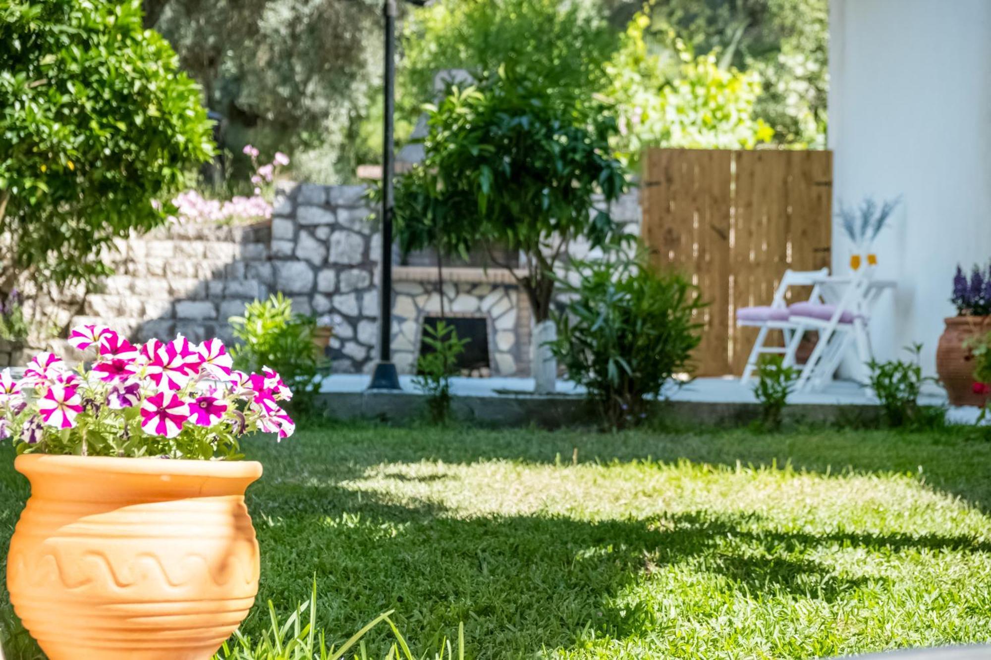 Prolithia 2 Villa