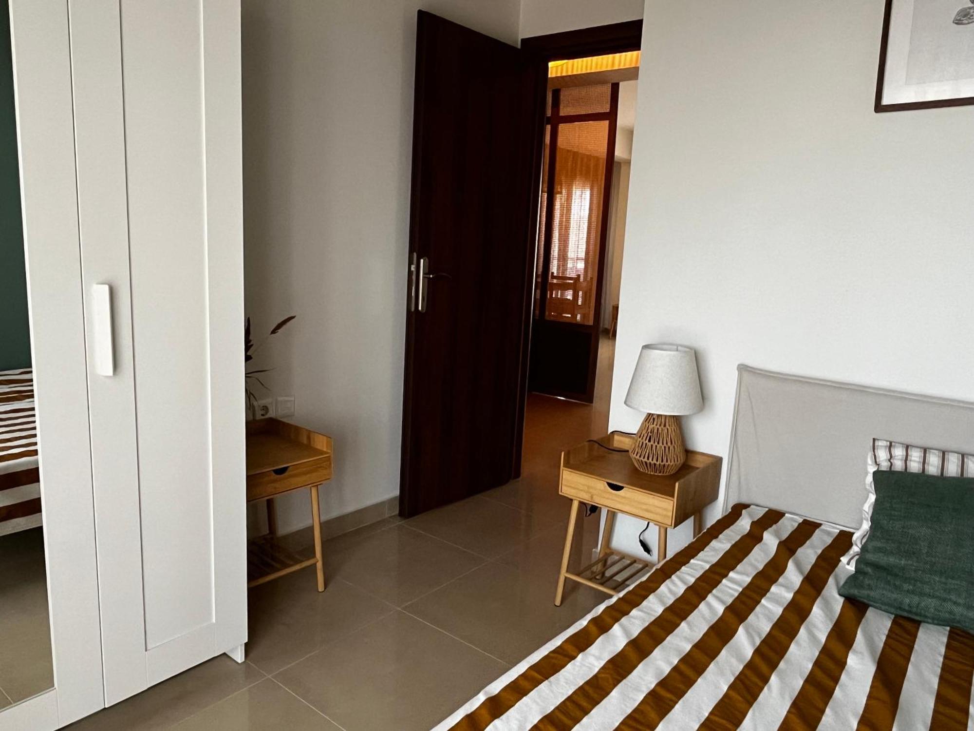 Apartment Sea View Flogita