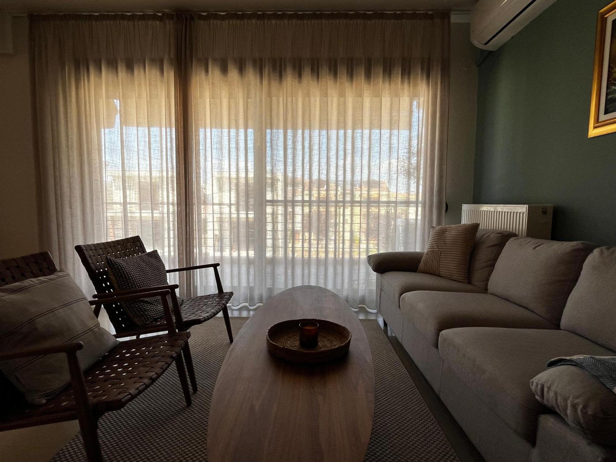 Apartment Sea View Flogita