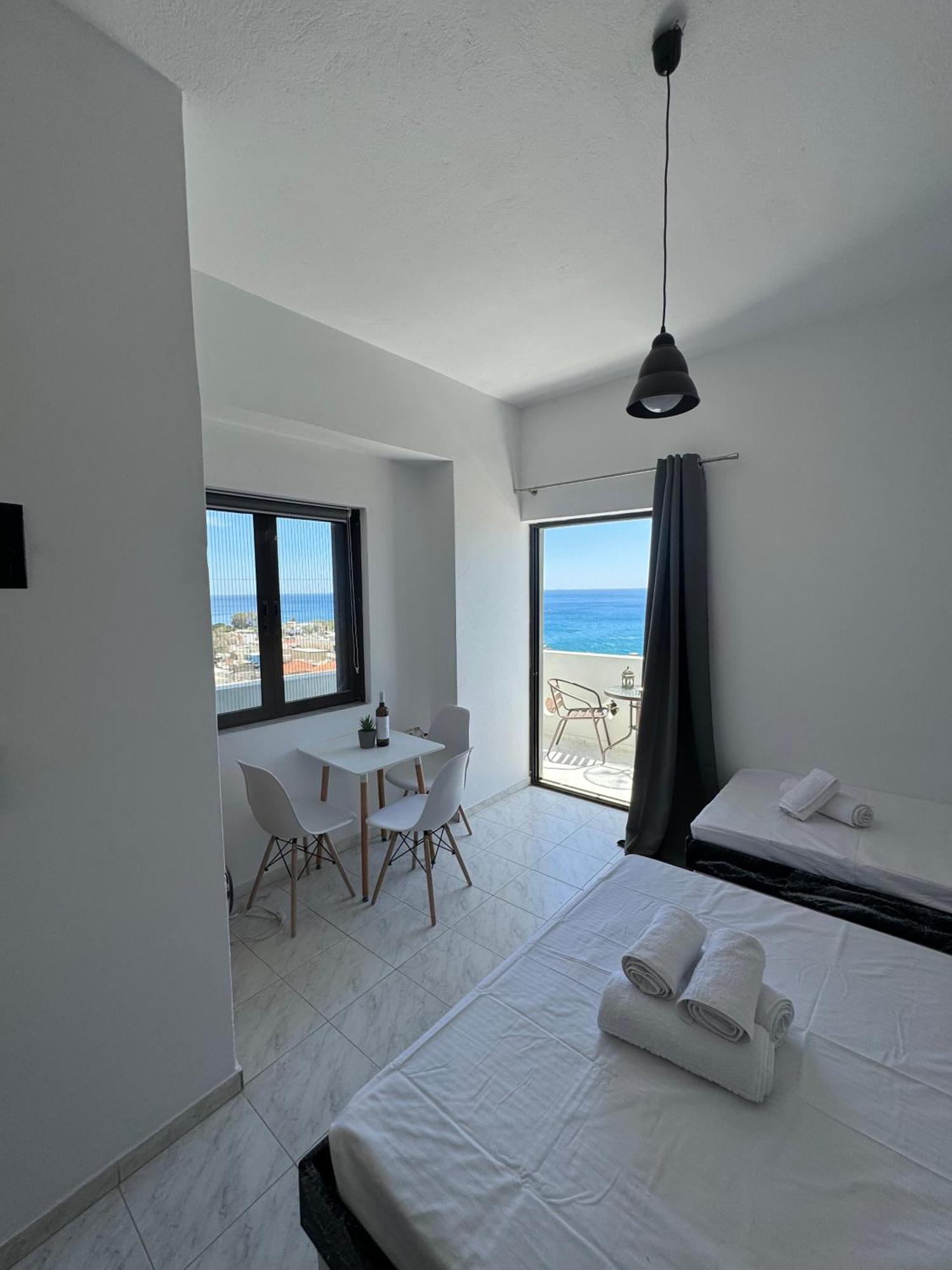 Mirtos4seasons * Myrtos (Crete)