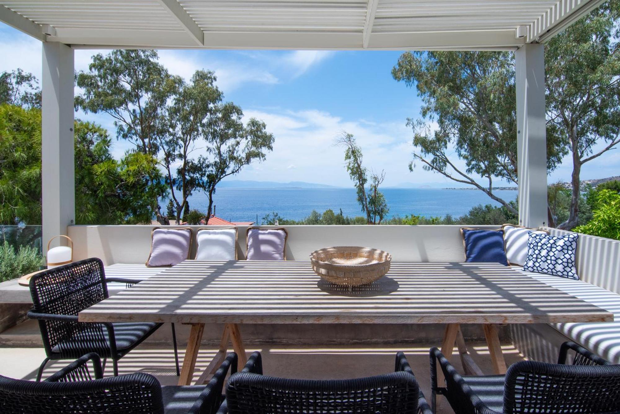 Maya Luxury Eginitissa