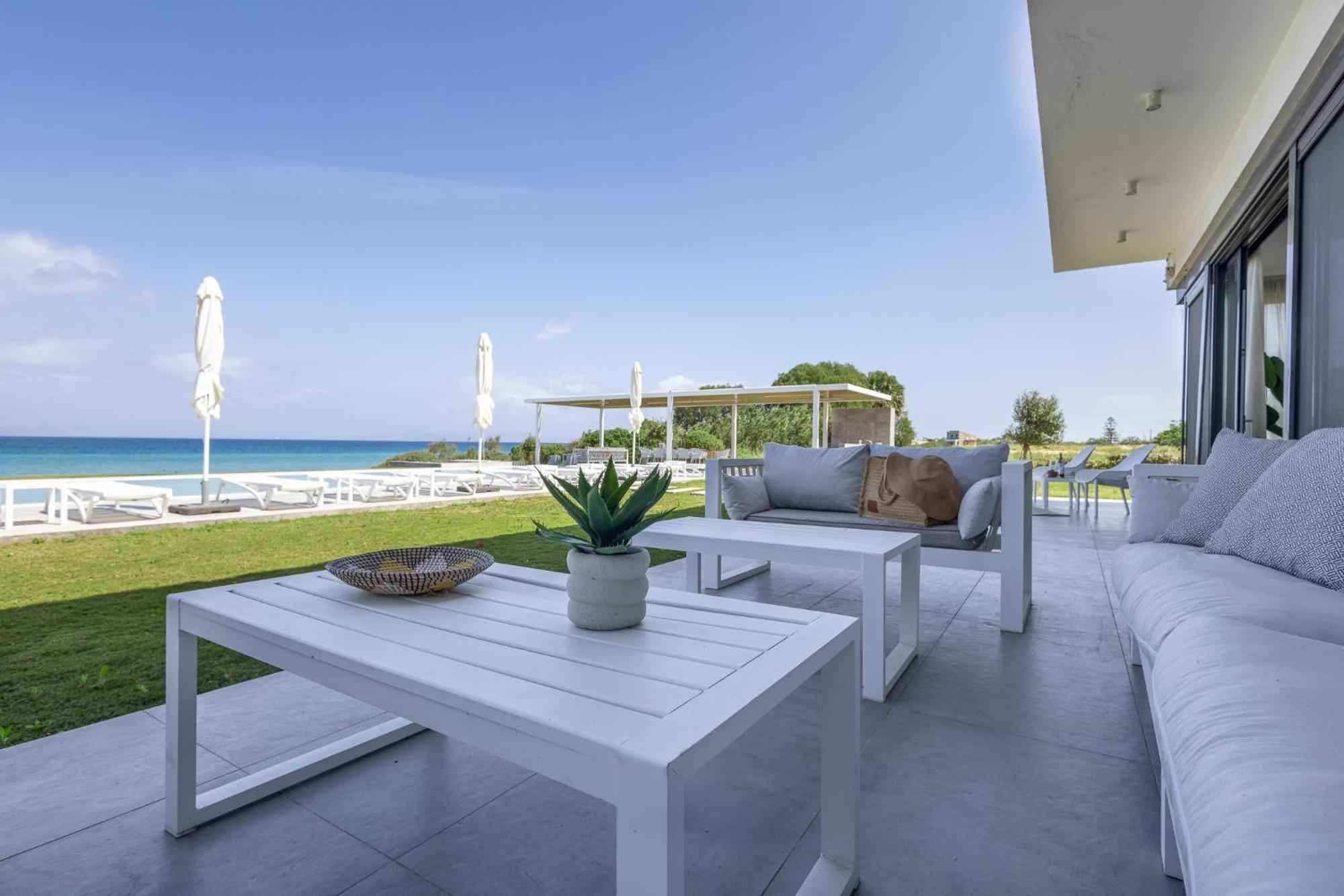 Miguel Luxury Front Villa *