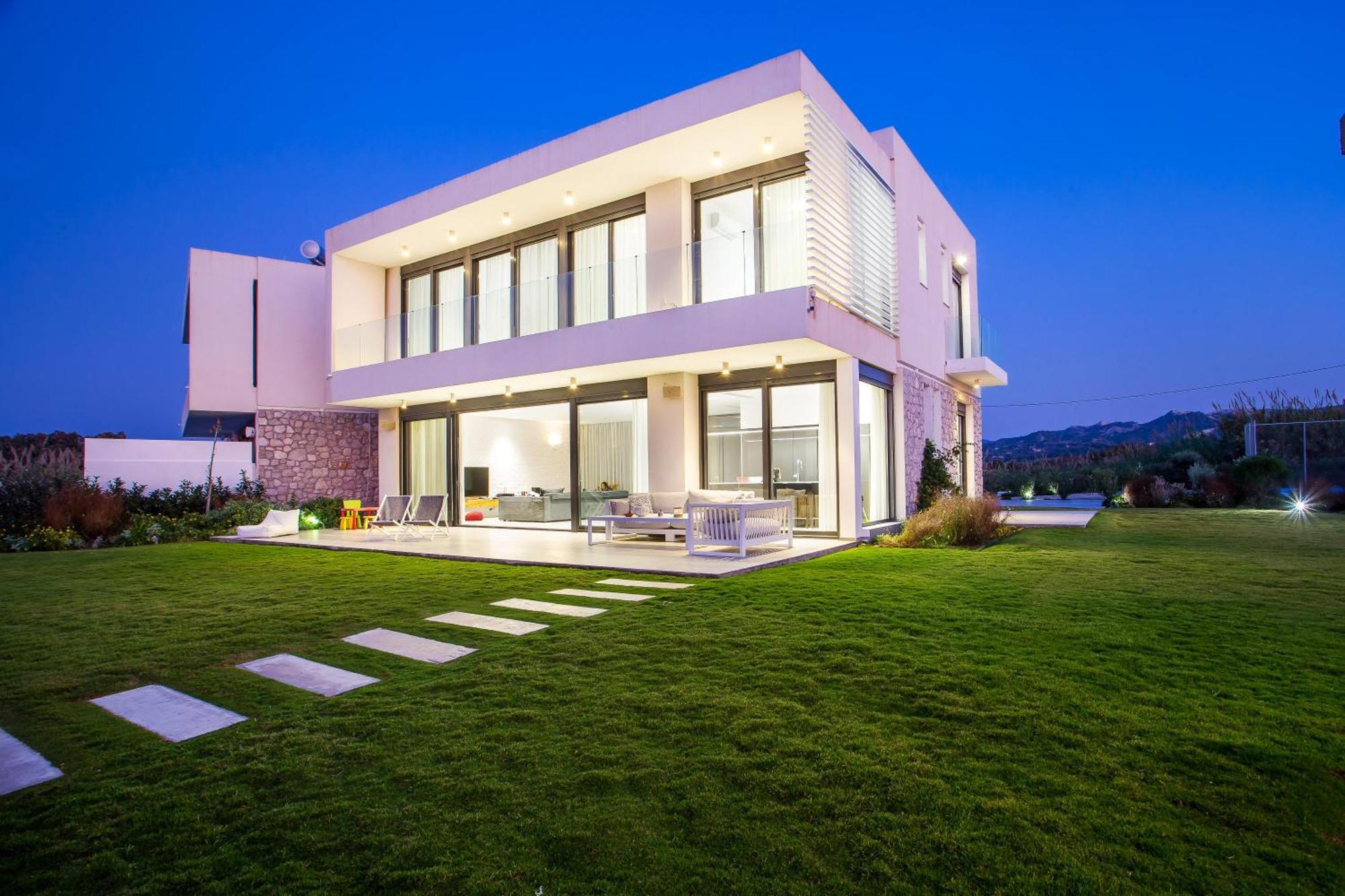 Miguel Luxury Front Villa Fanes (Rhodes)