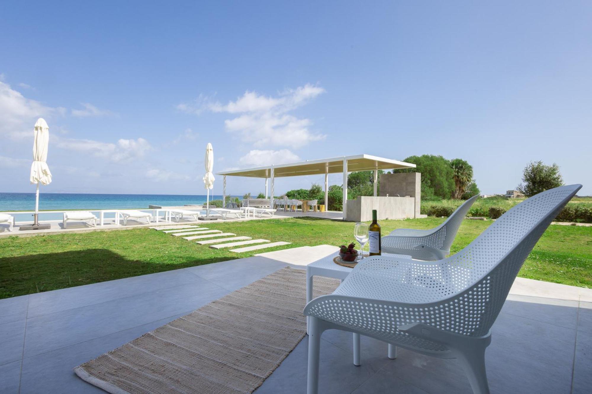 Miguel Luxury Front Fanes (Rhodes)