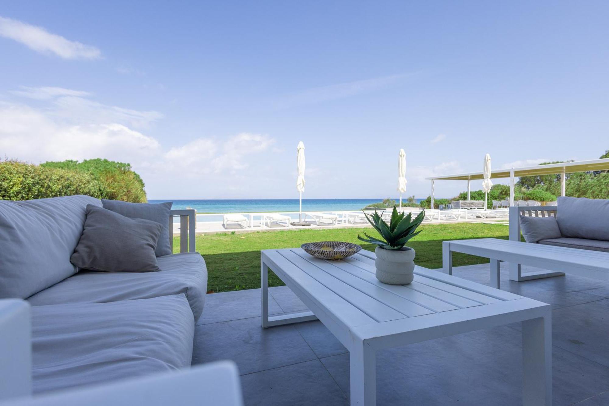 Miguel Luxury Front Villa