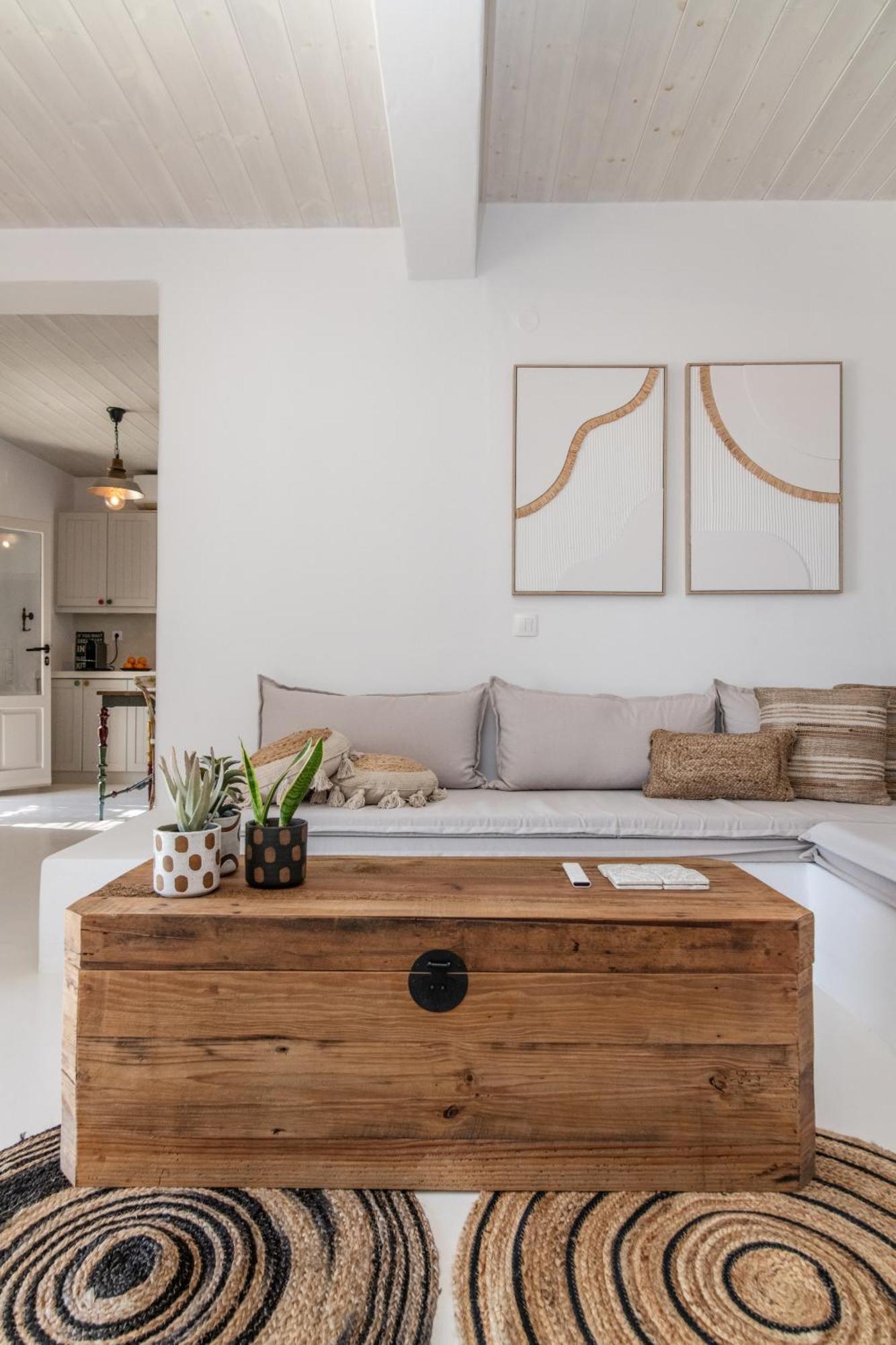 By Eneatinos - 3br Seaview *