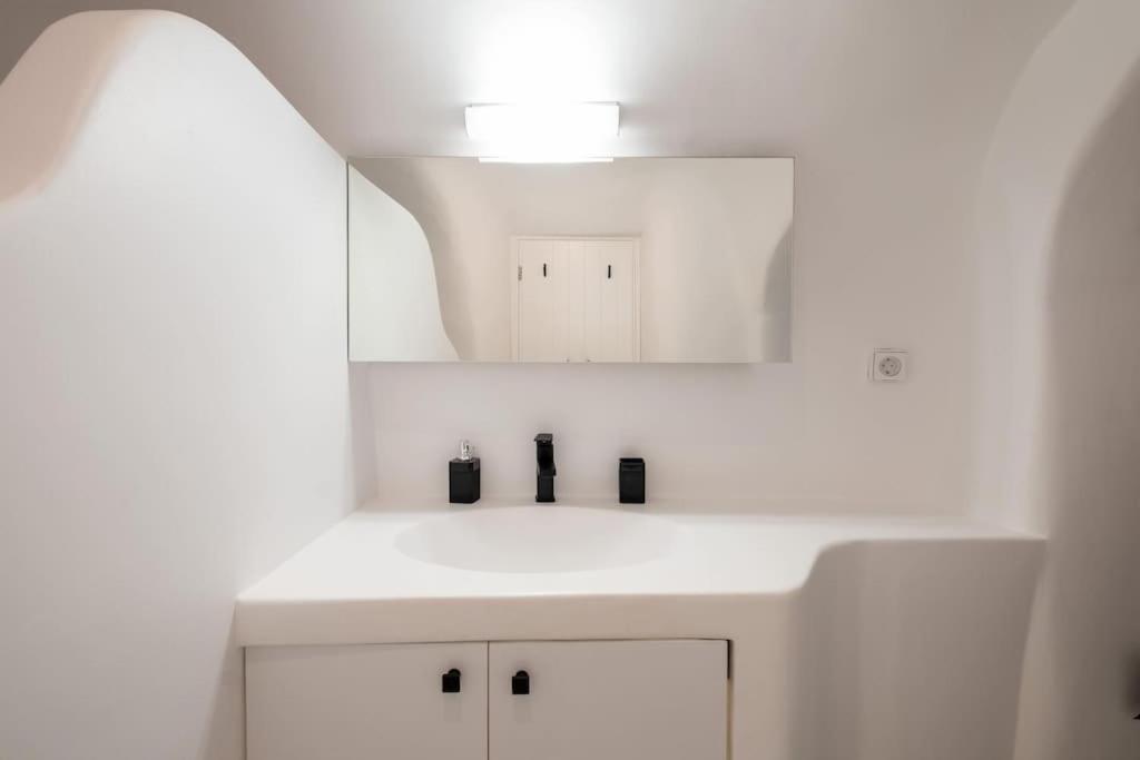 Akrotiri Hidden Gem Holiday home *