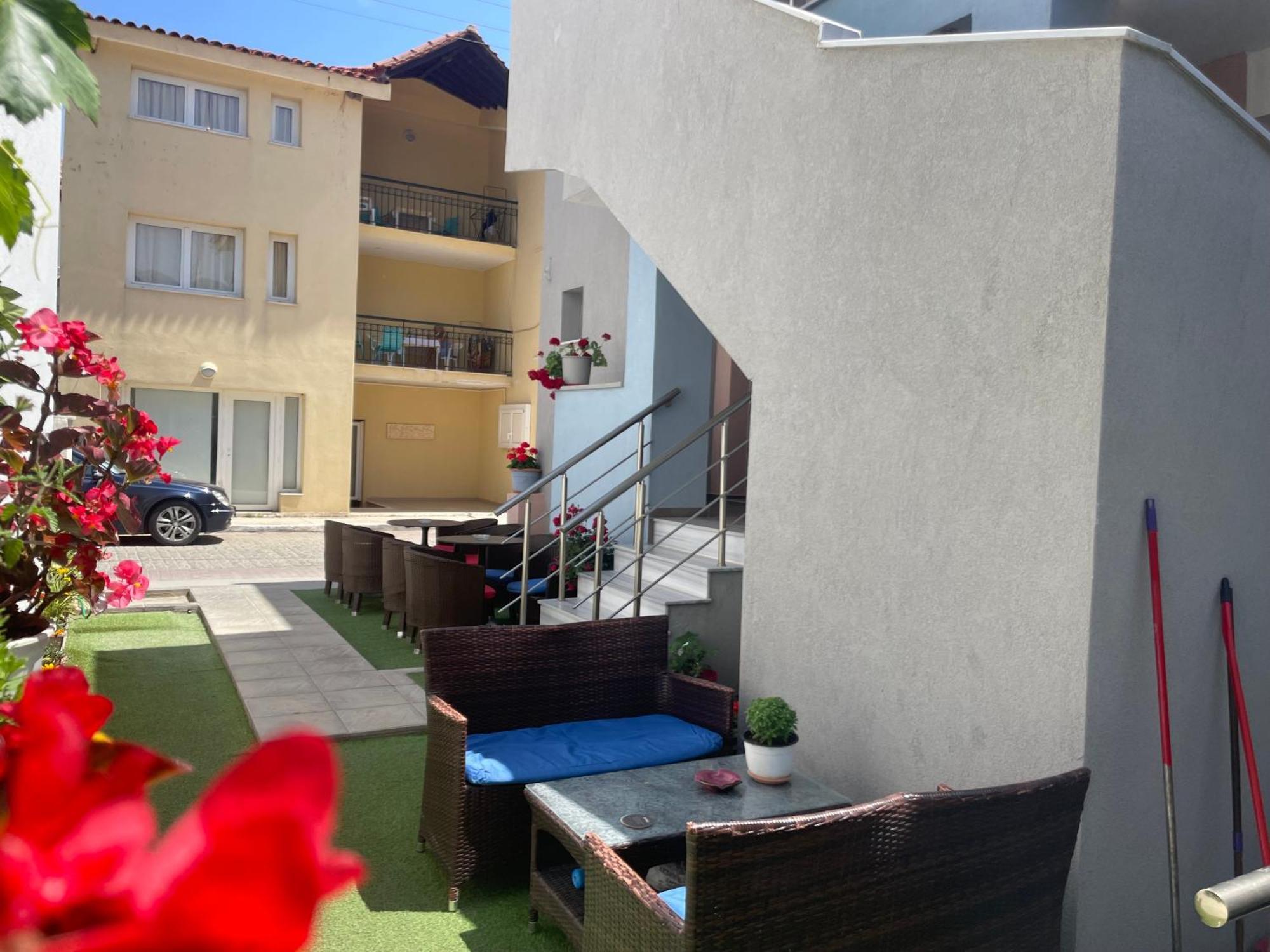 Guest house Alimos Sarti