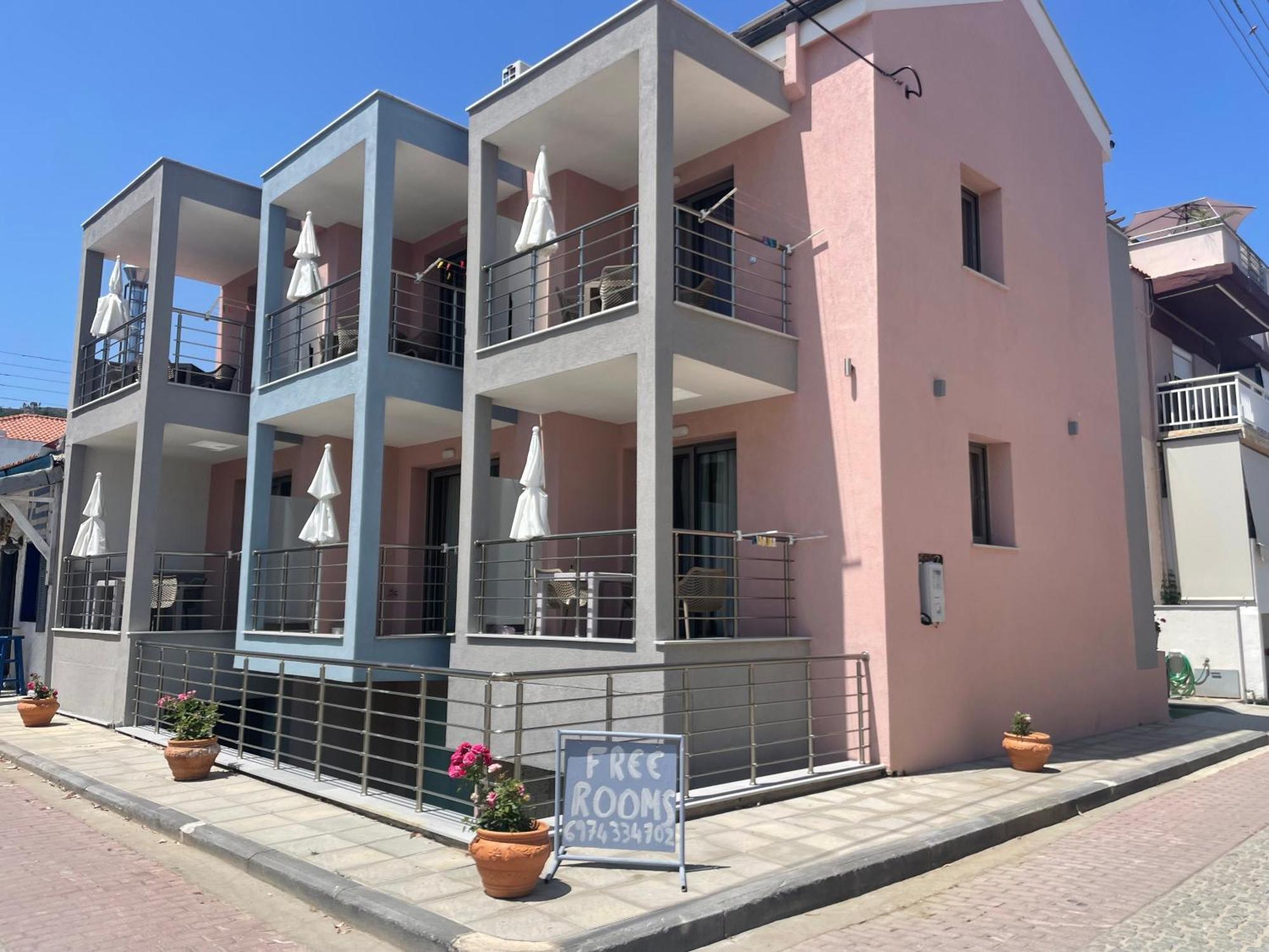 Guest house Alimos