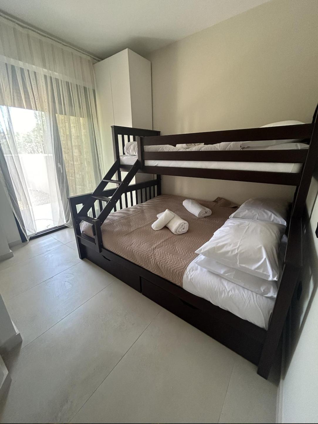 Homes 100m From