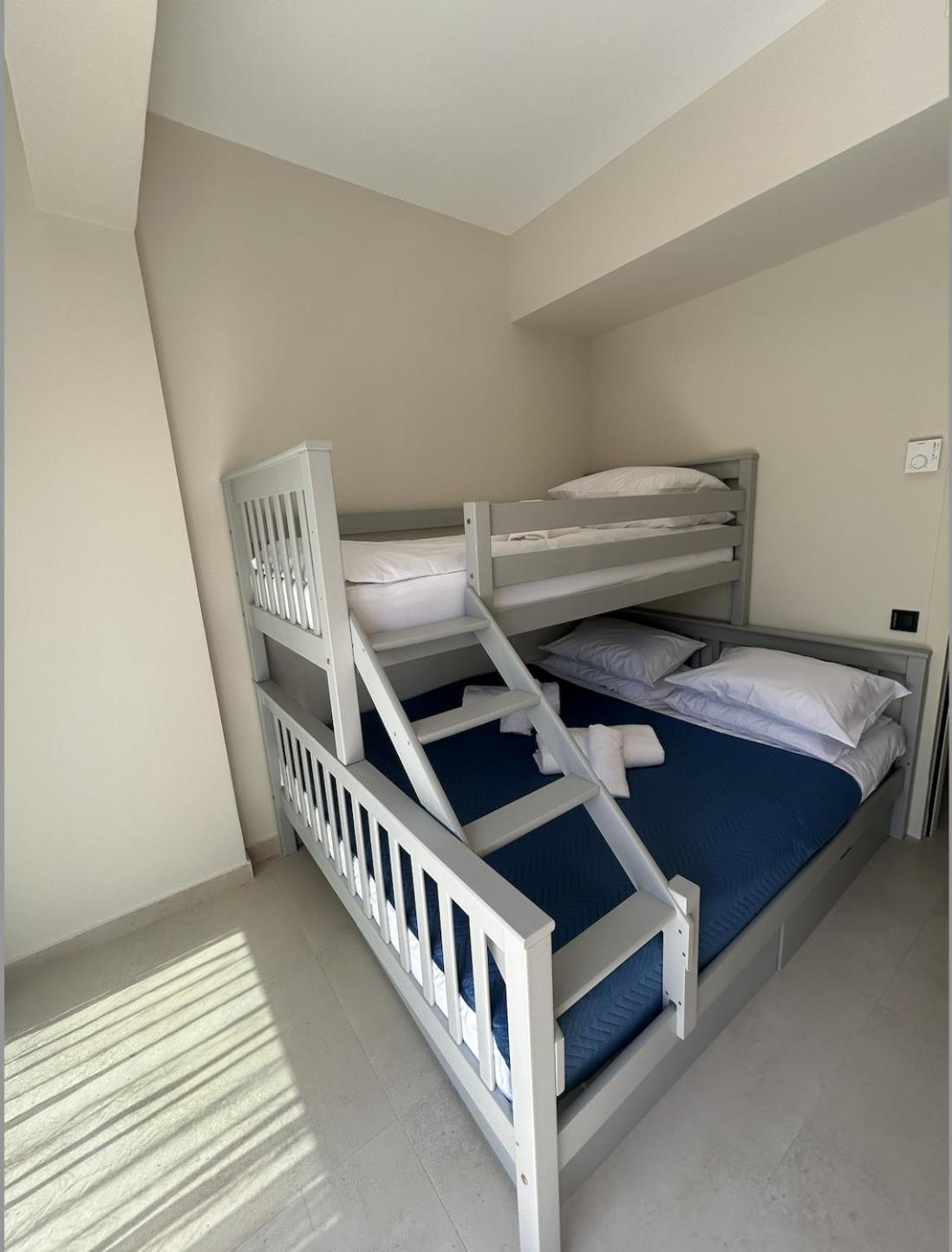Apartment Homes 100m From