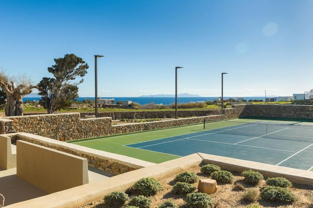 Gaia, Unique Villa, Private Pool & Tennis Court & Boules * Parikia (Paros)