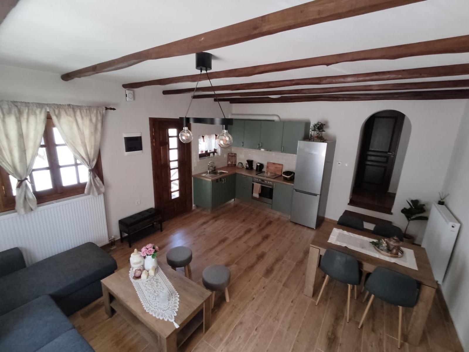 Pelion Bee Apartment