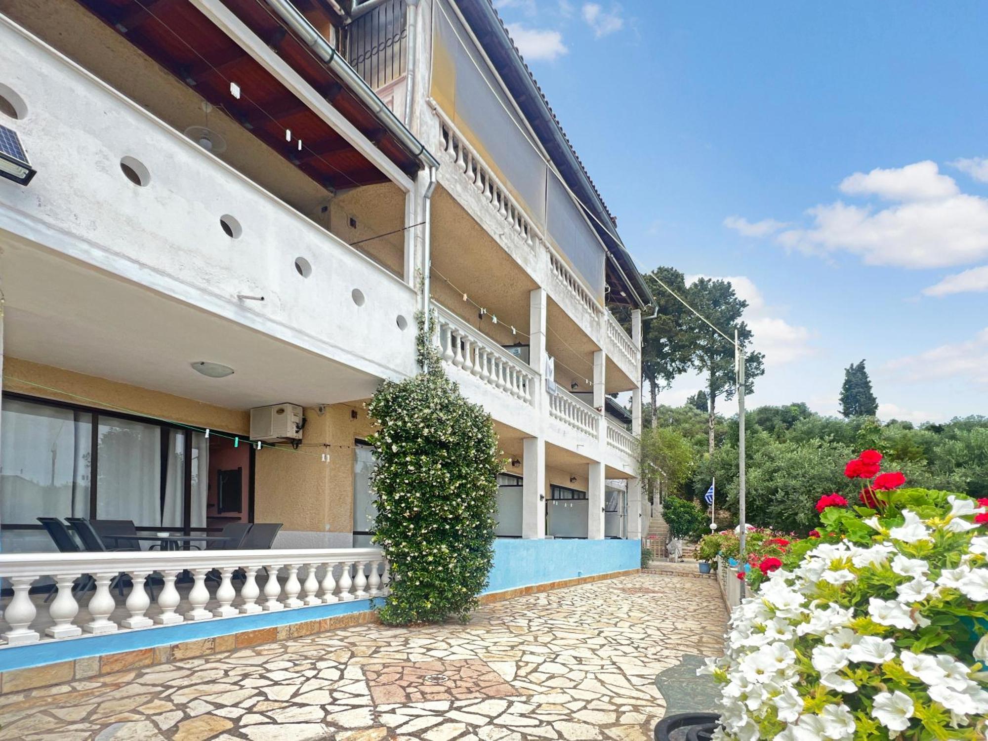 Aparthotel Corfu Andromaches Achilleion
