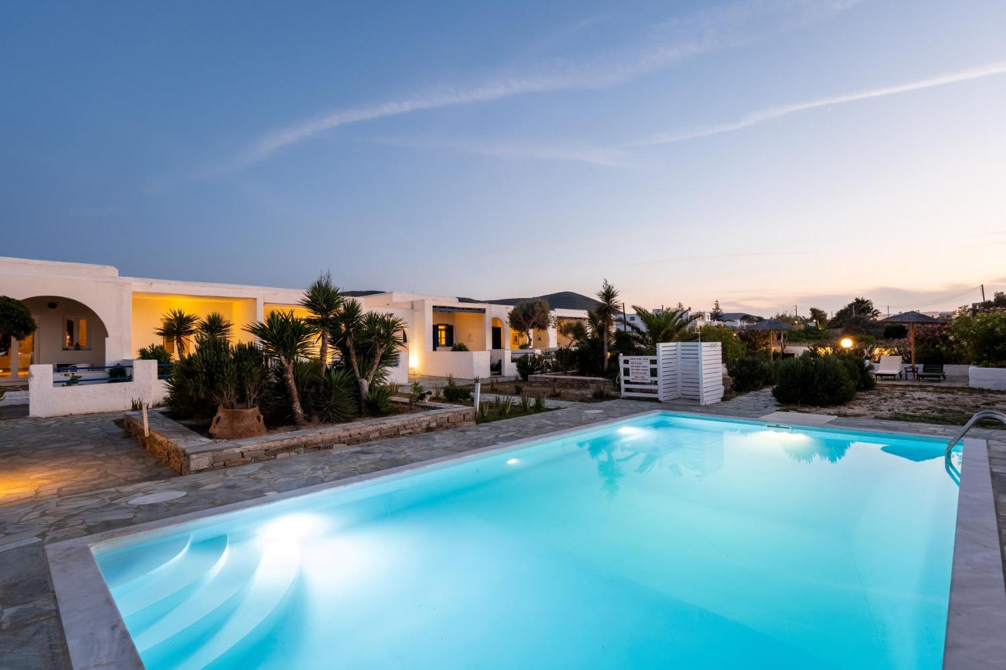 Paros By Kottas 3*