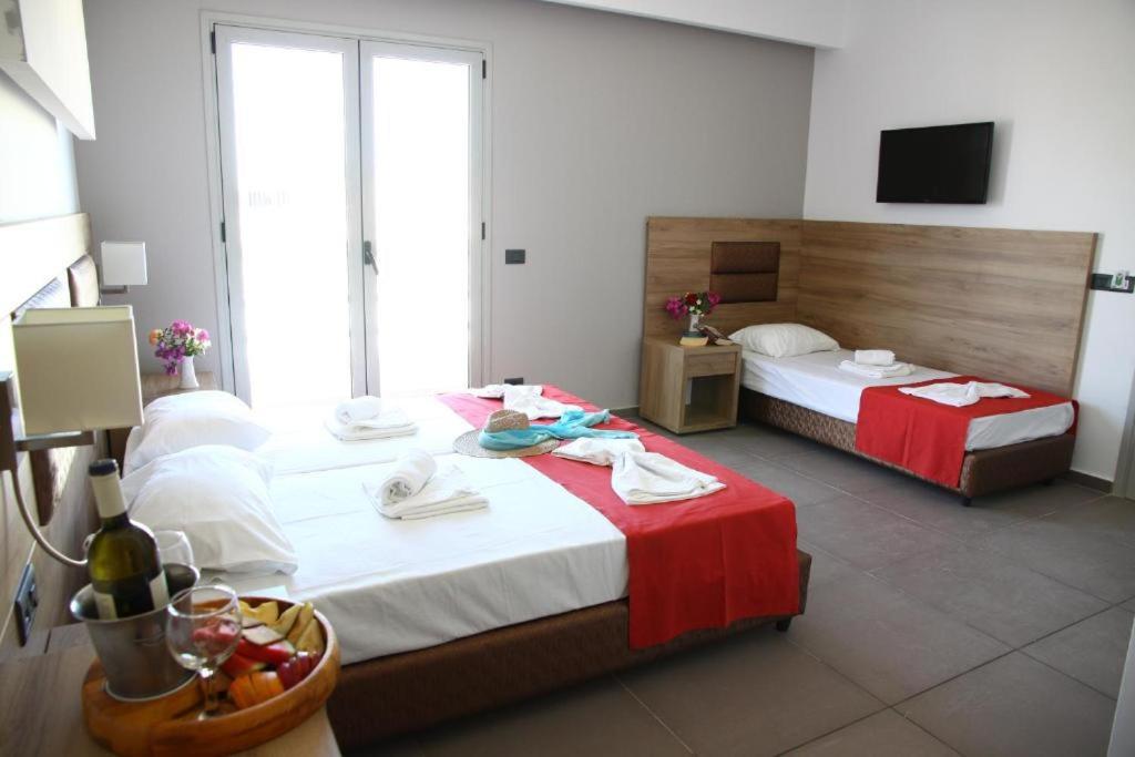 Porto Plazza 3* Hersonissos (Crete)