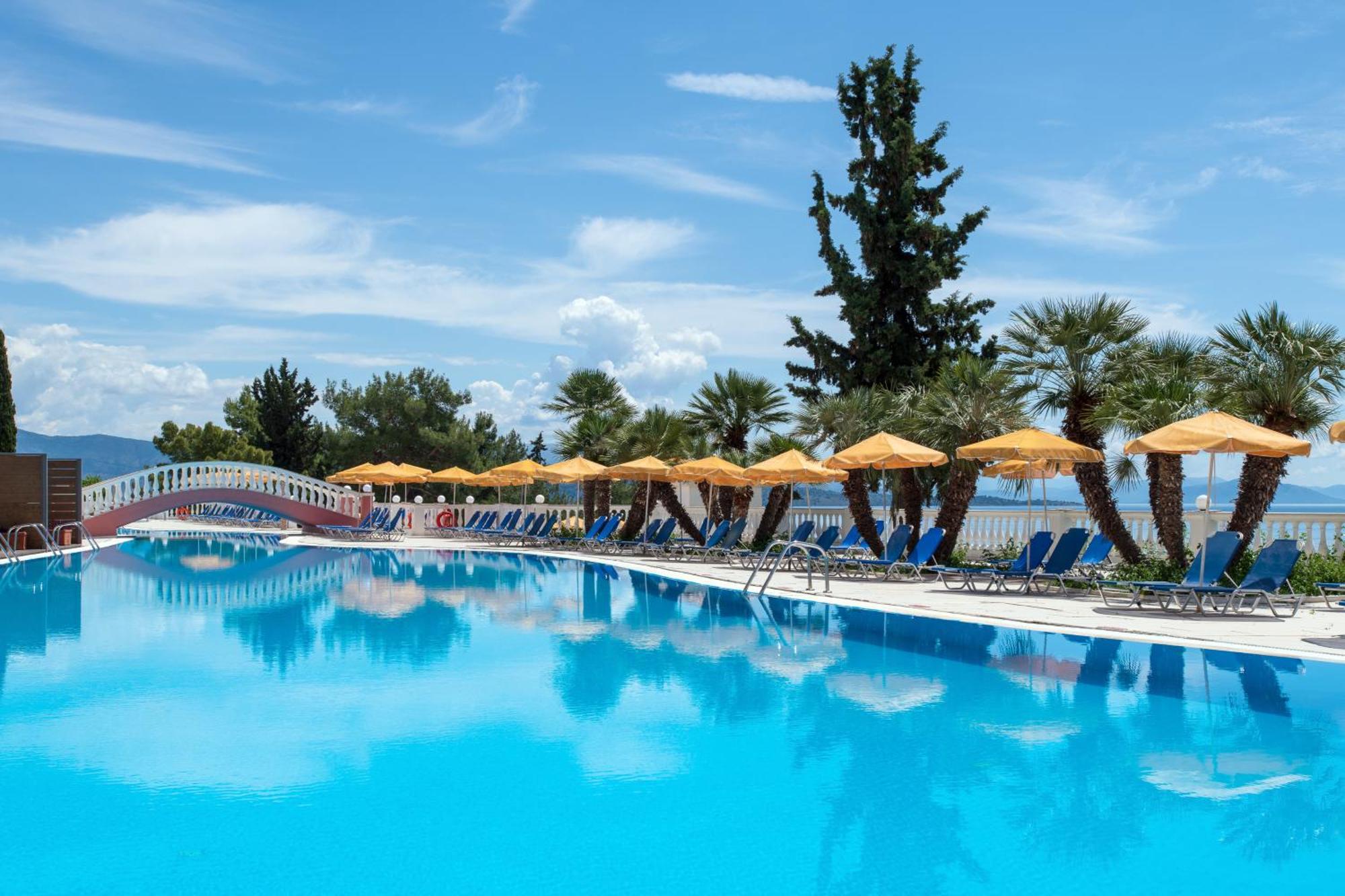 Sunshine Corfu And Hotel 4*