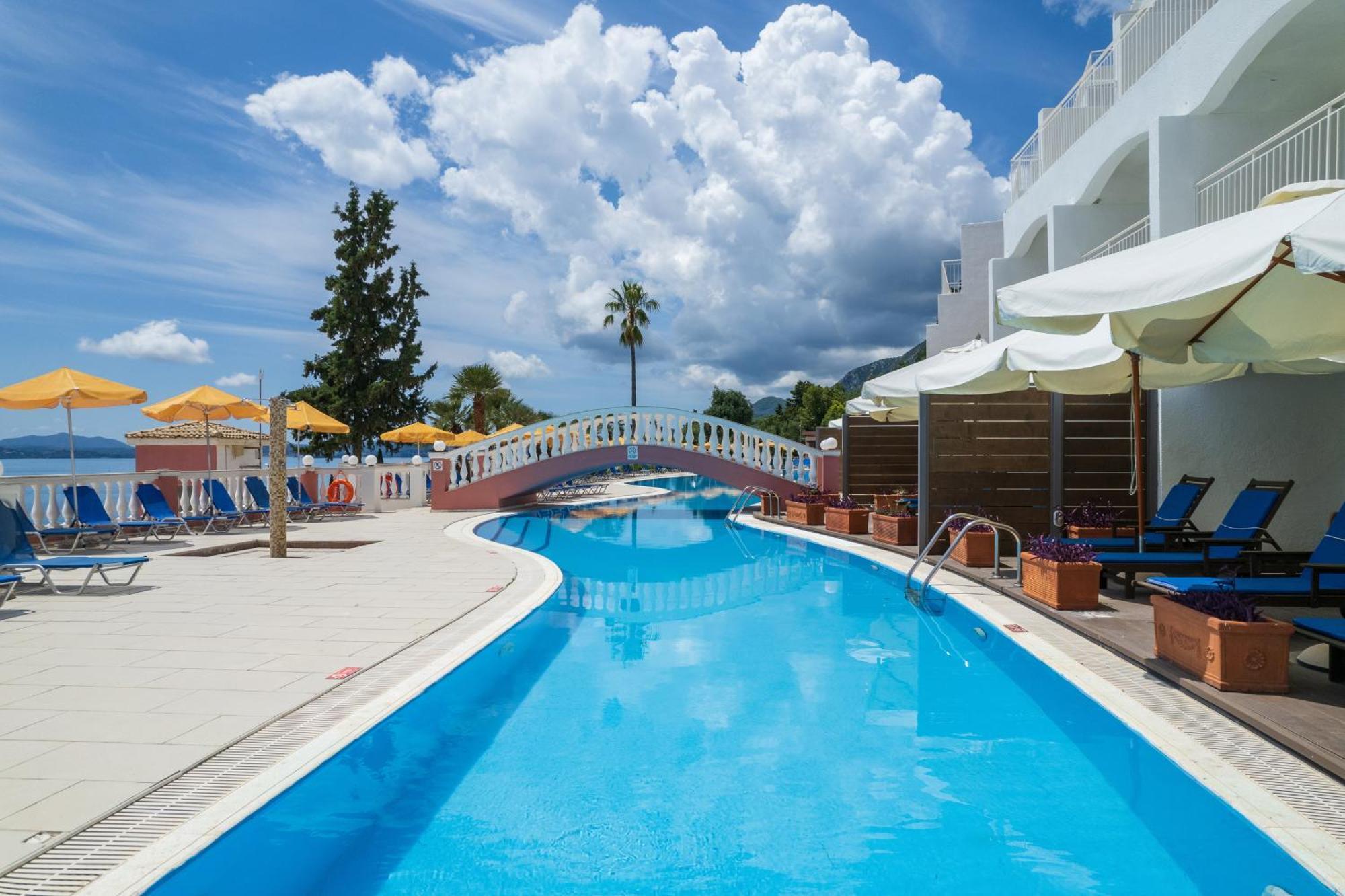 Sunshine Corfu And Hotel 4*