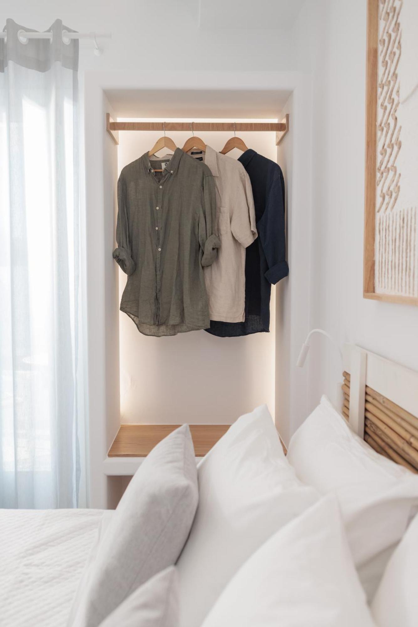 Apartment Agia Anna Living *