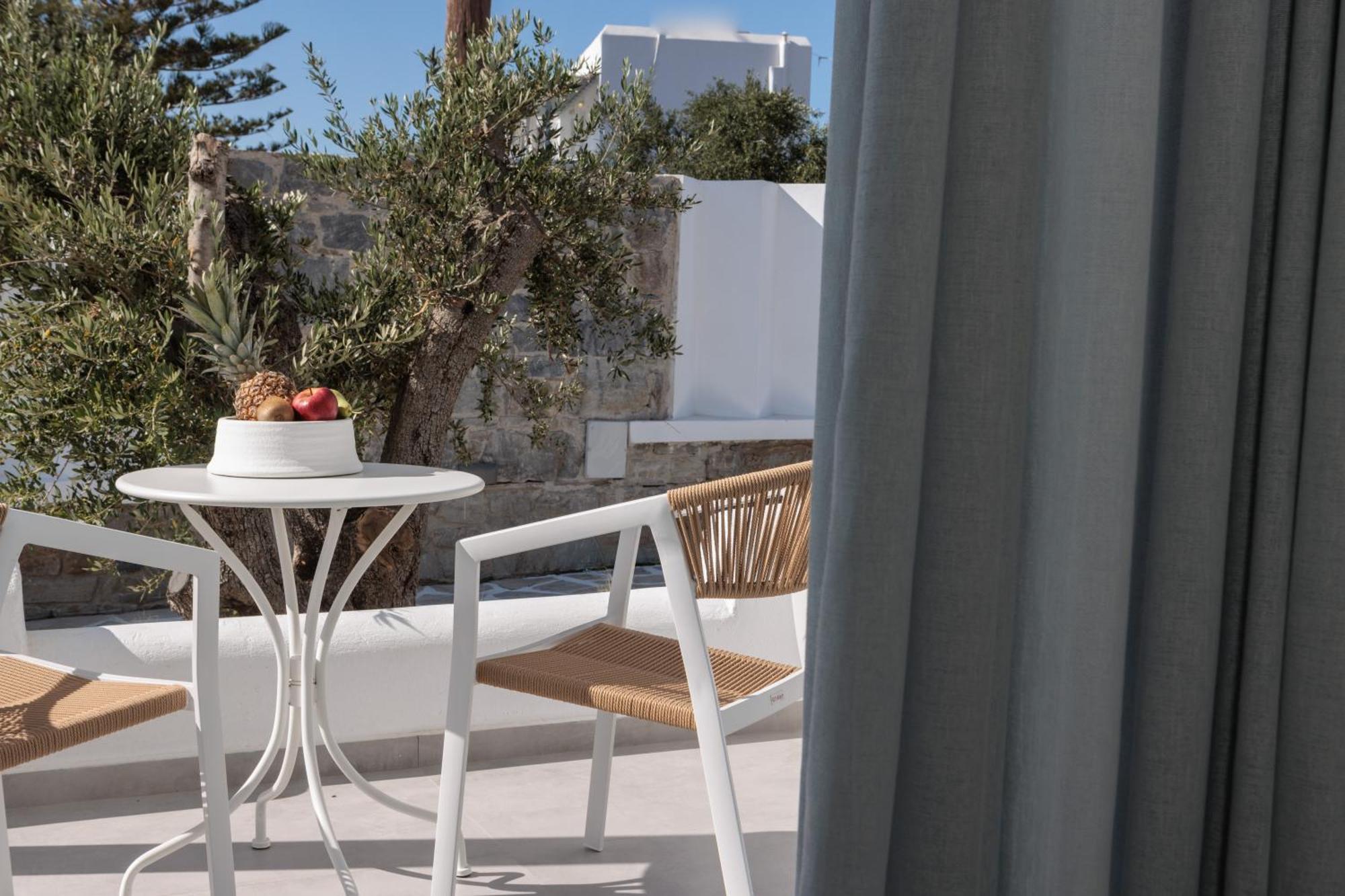 Agia Anna Living *