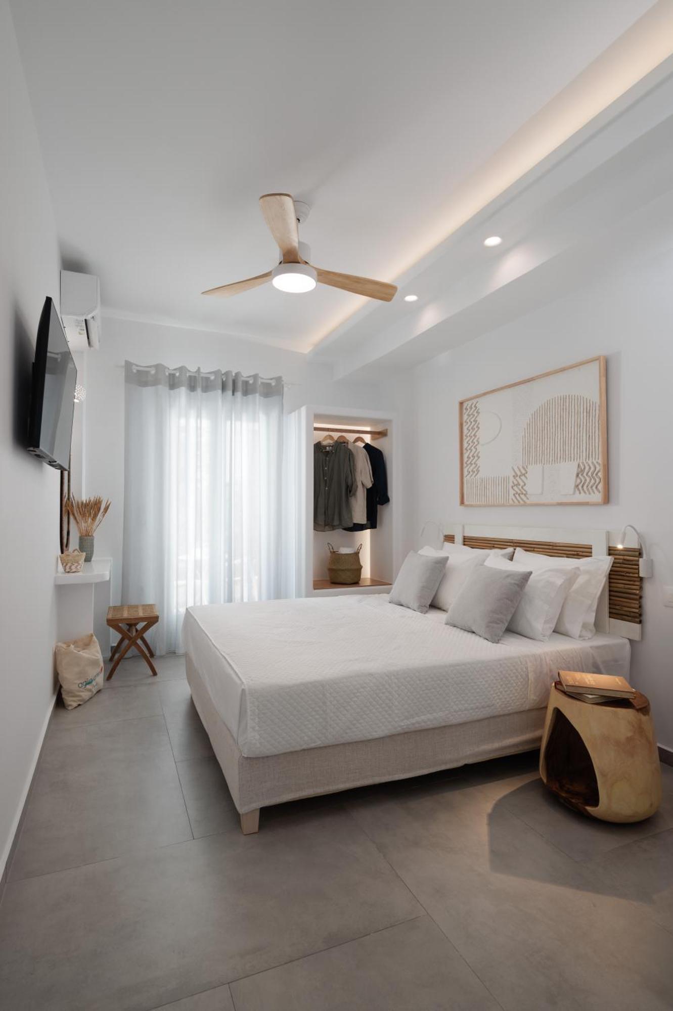 Apartment Agia Anna Living *