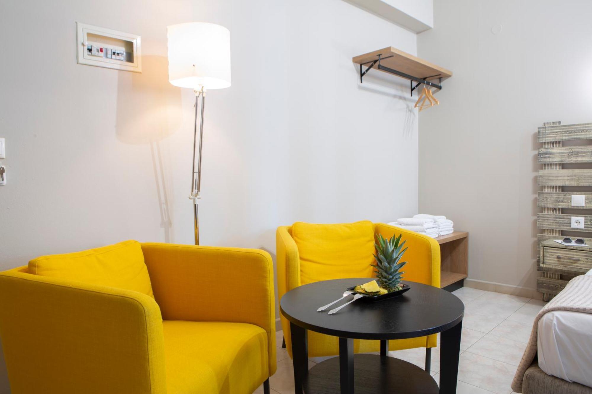 Athina Aparthotel 2*