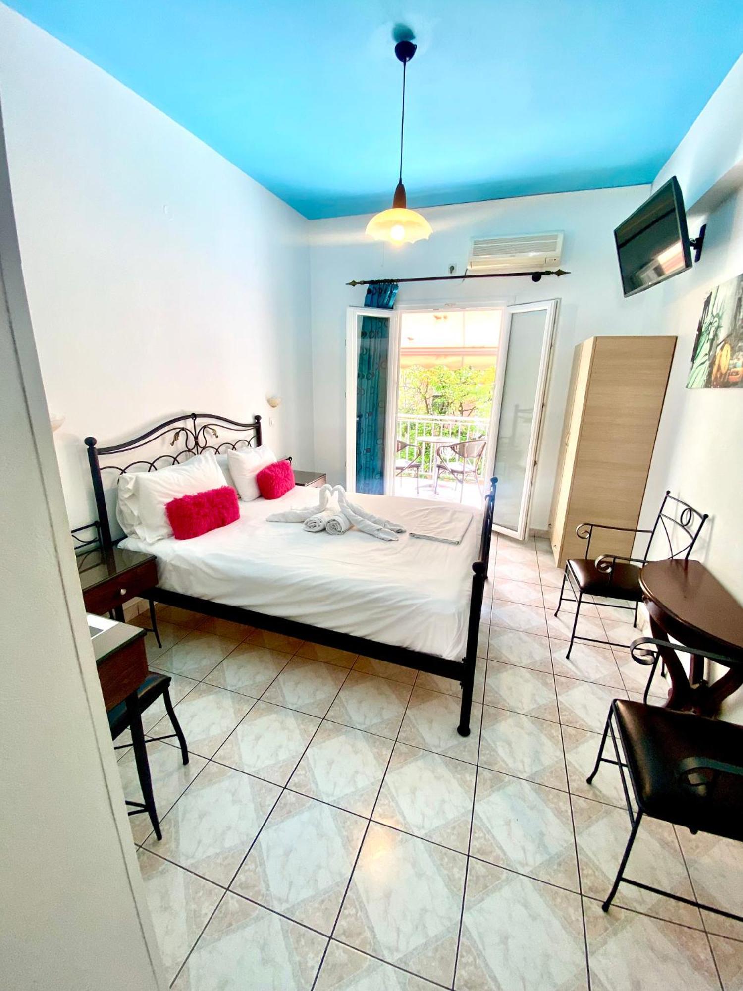 Apostolis Apartment *