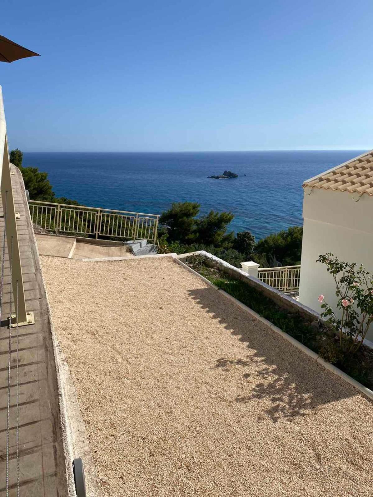Vicky's Panoramic View Apartment