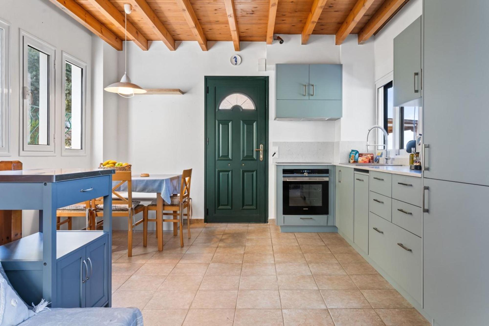 Giancarlo - Lovely With Stone And Wood Elements In Bay Villa *