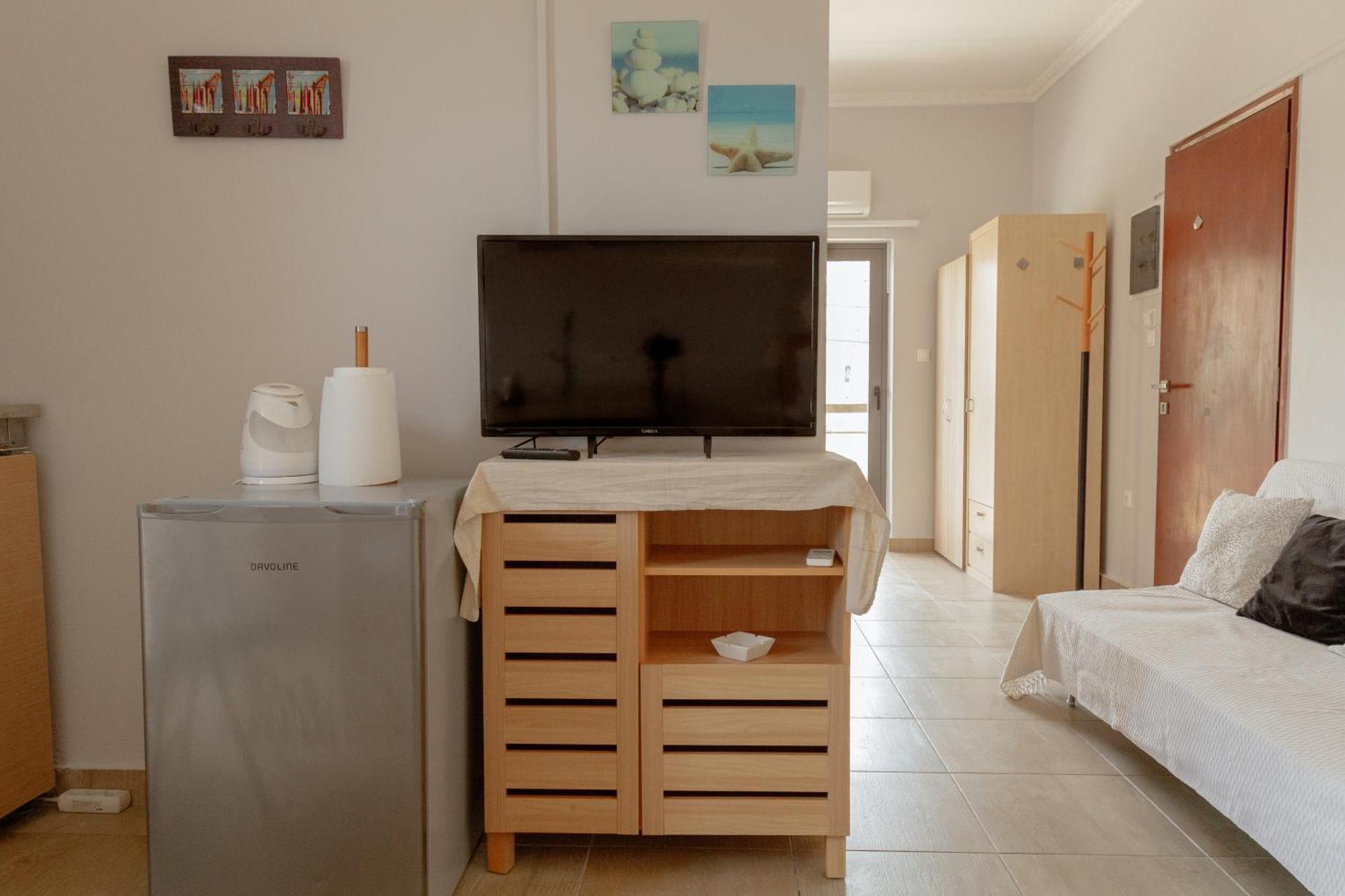 Apartment Nefeli Agia Marina (Crete)