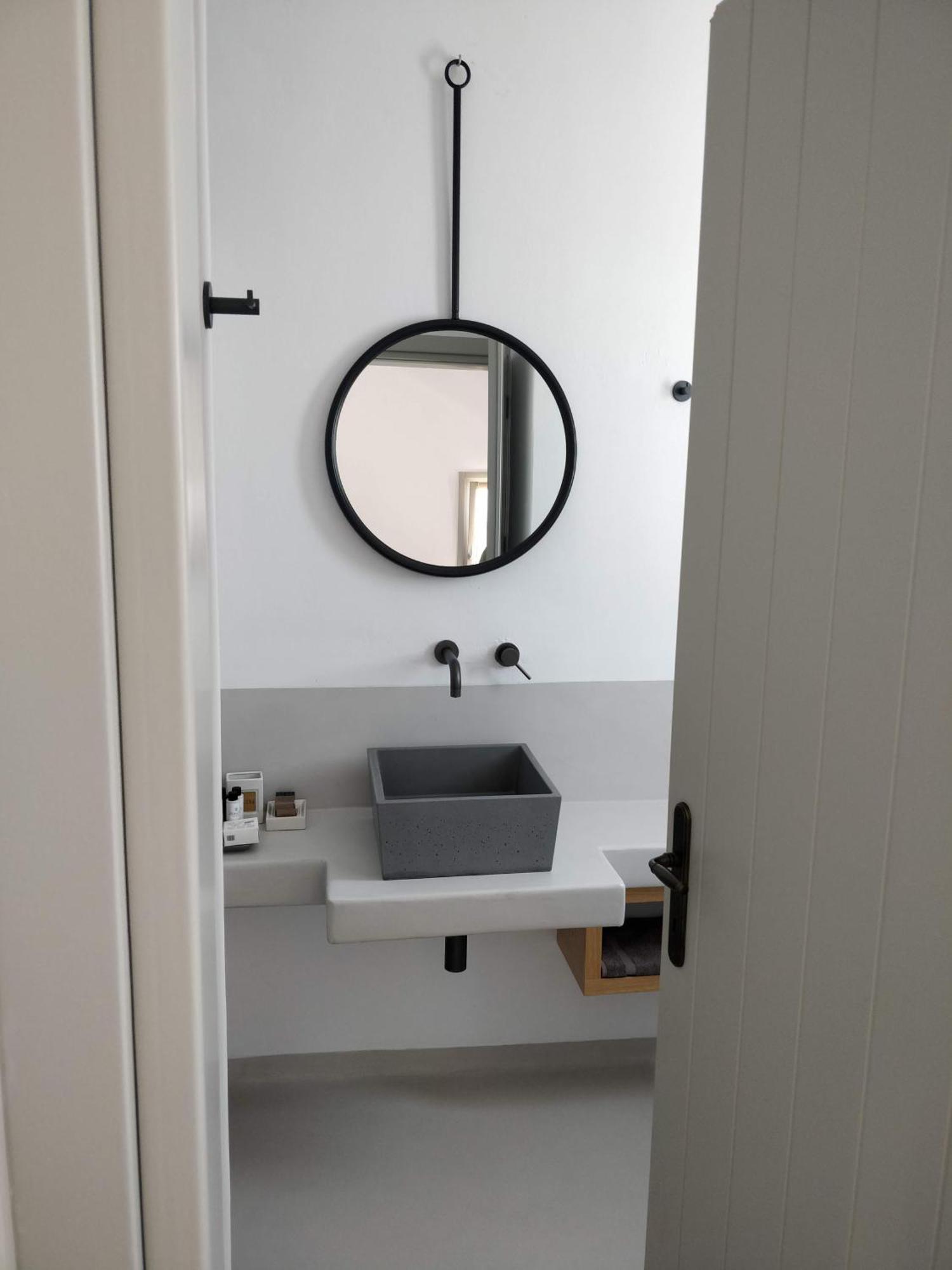 Psathaki Aparthotel Kimolos