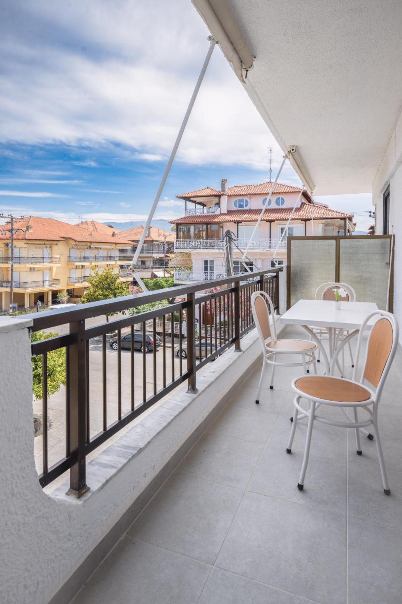Guest house Brunis Neoi Poroi