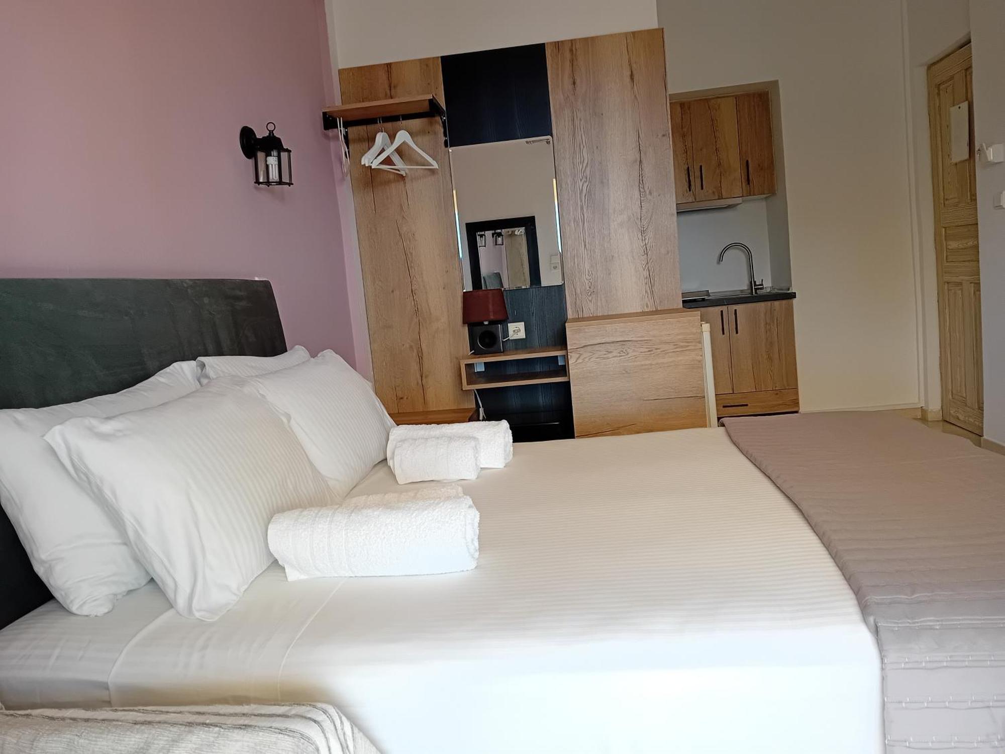 Aparthotel Spiros *