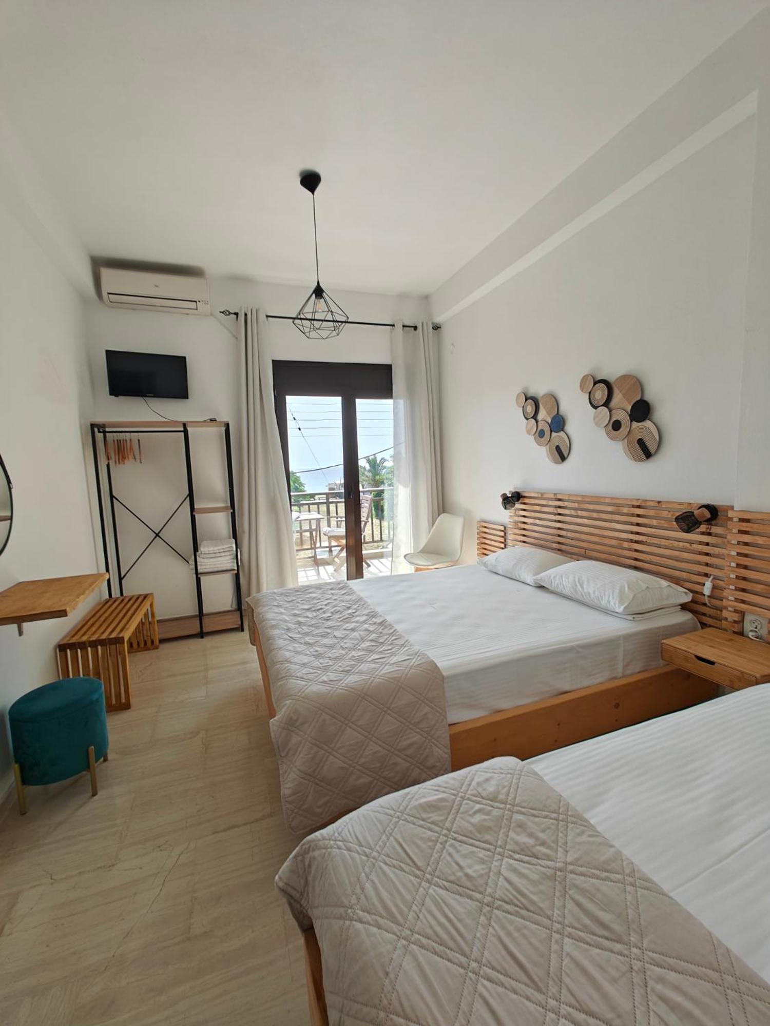 Anthoula House *