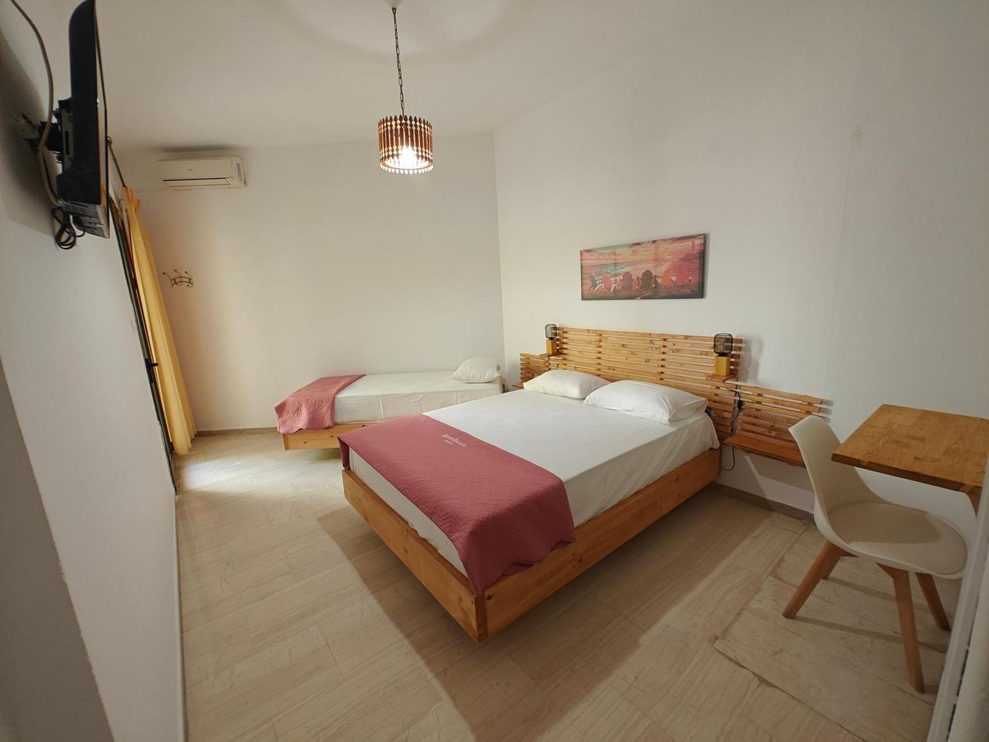 Anthoula House