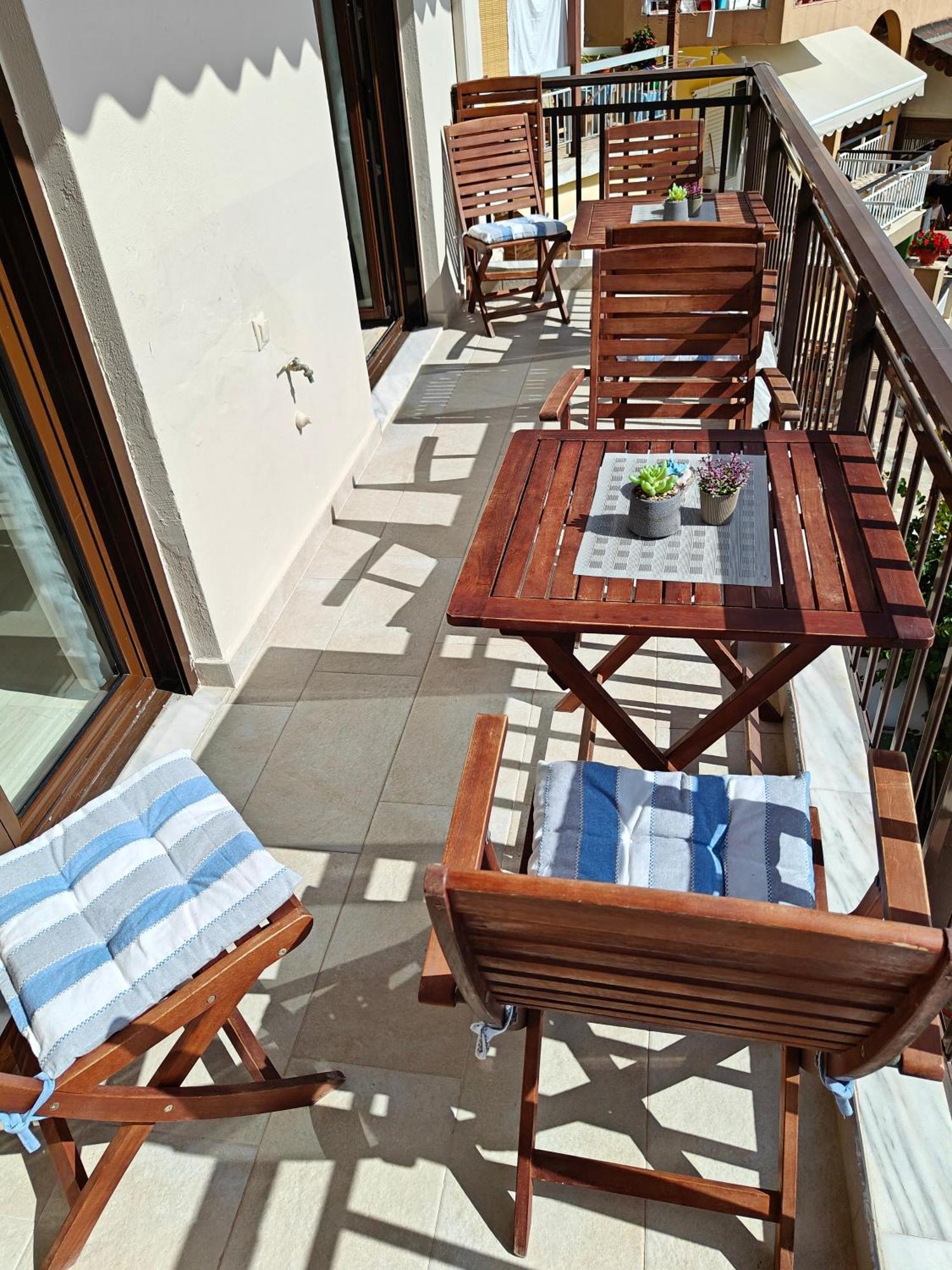 Anthoula House Inn *