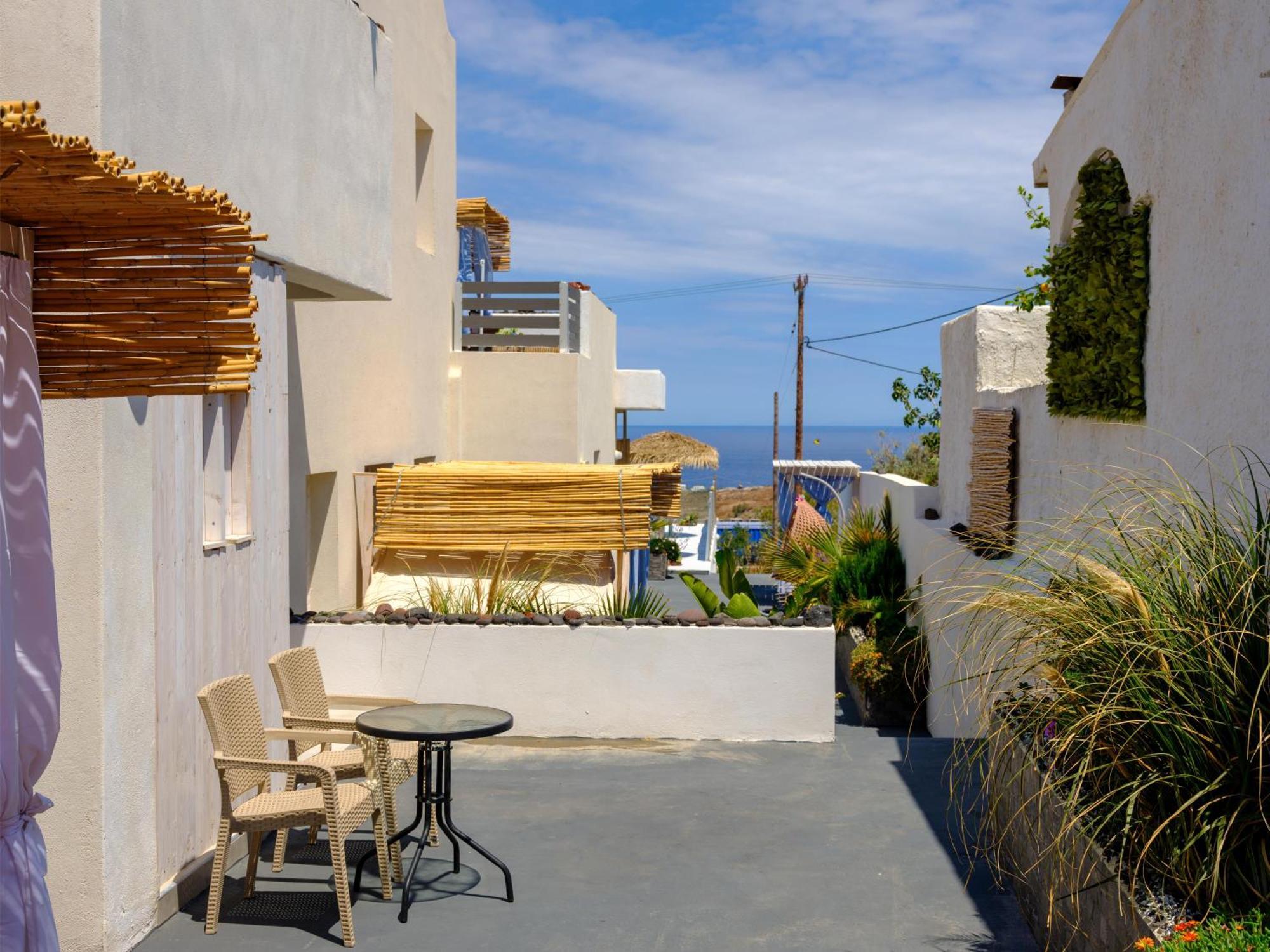 Hotel Nalu Fira (Santorini)