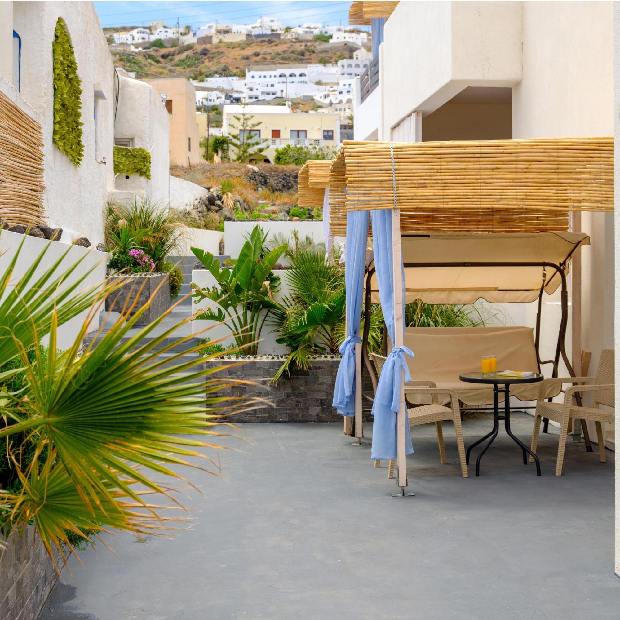 Nalu Hotel *