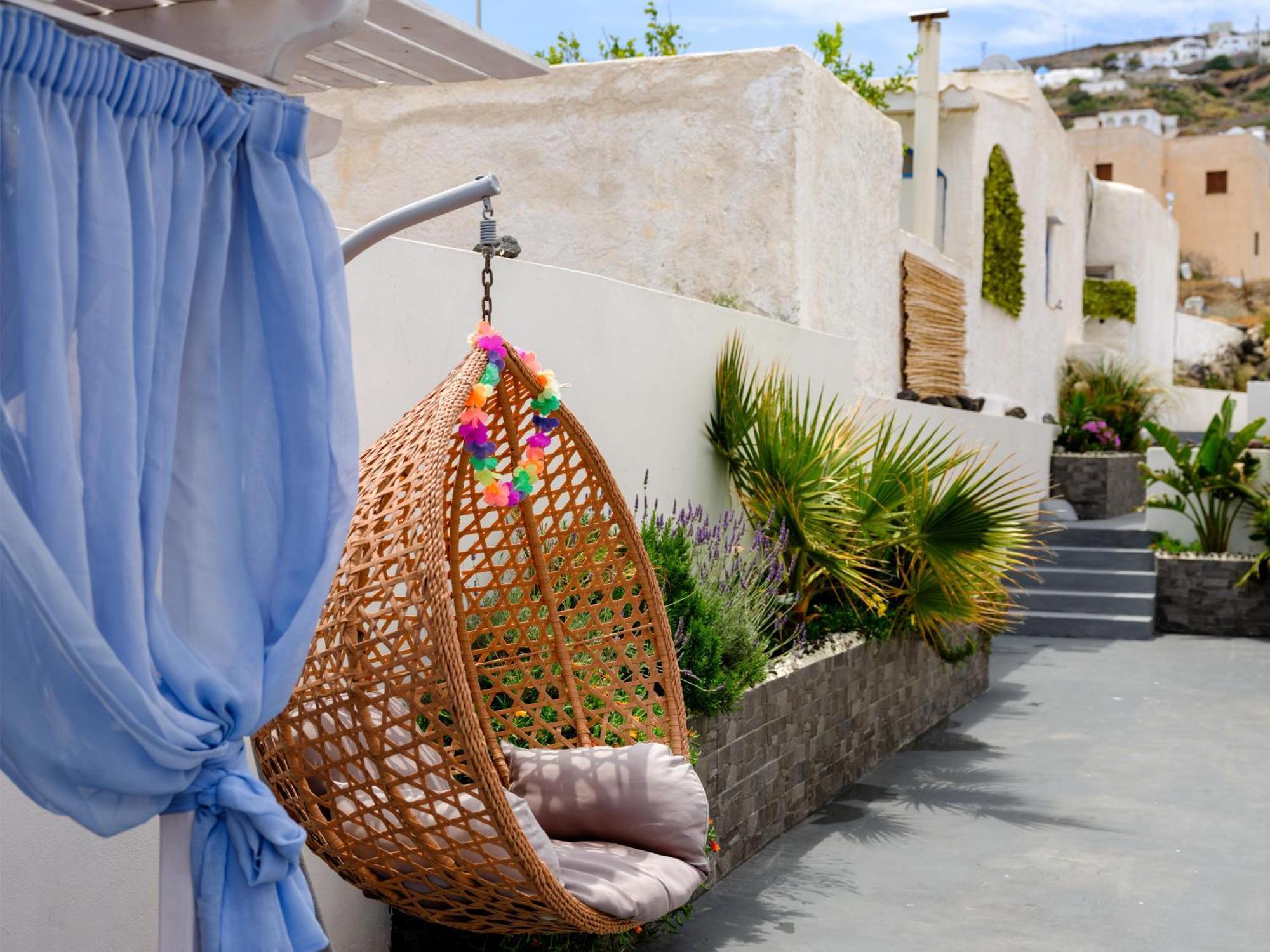 Nalu Hotel *