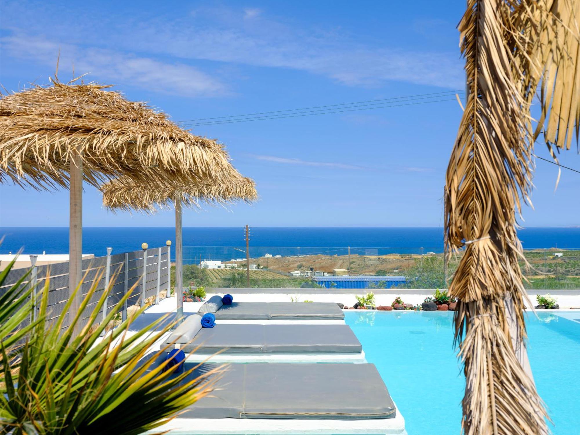 Nalu Fira (Santorini)